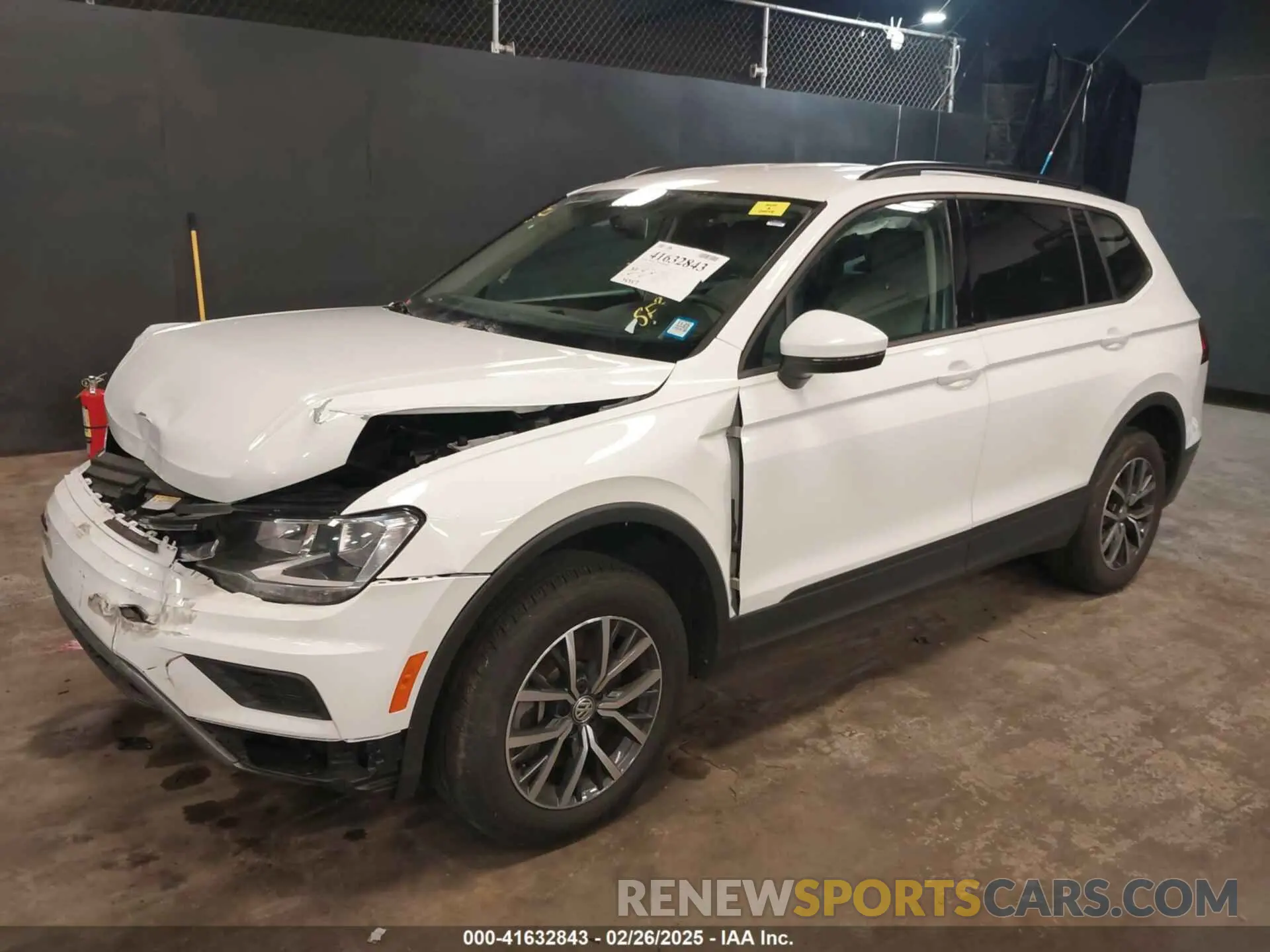 2 fotografías del automóvil dañado 3VV0B7AX8MM019835 VOLKSWAGEN TIGUAN 2021