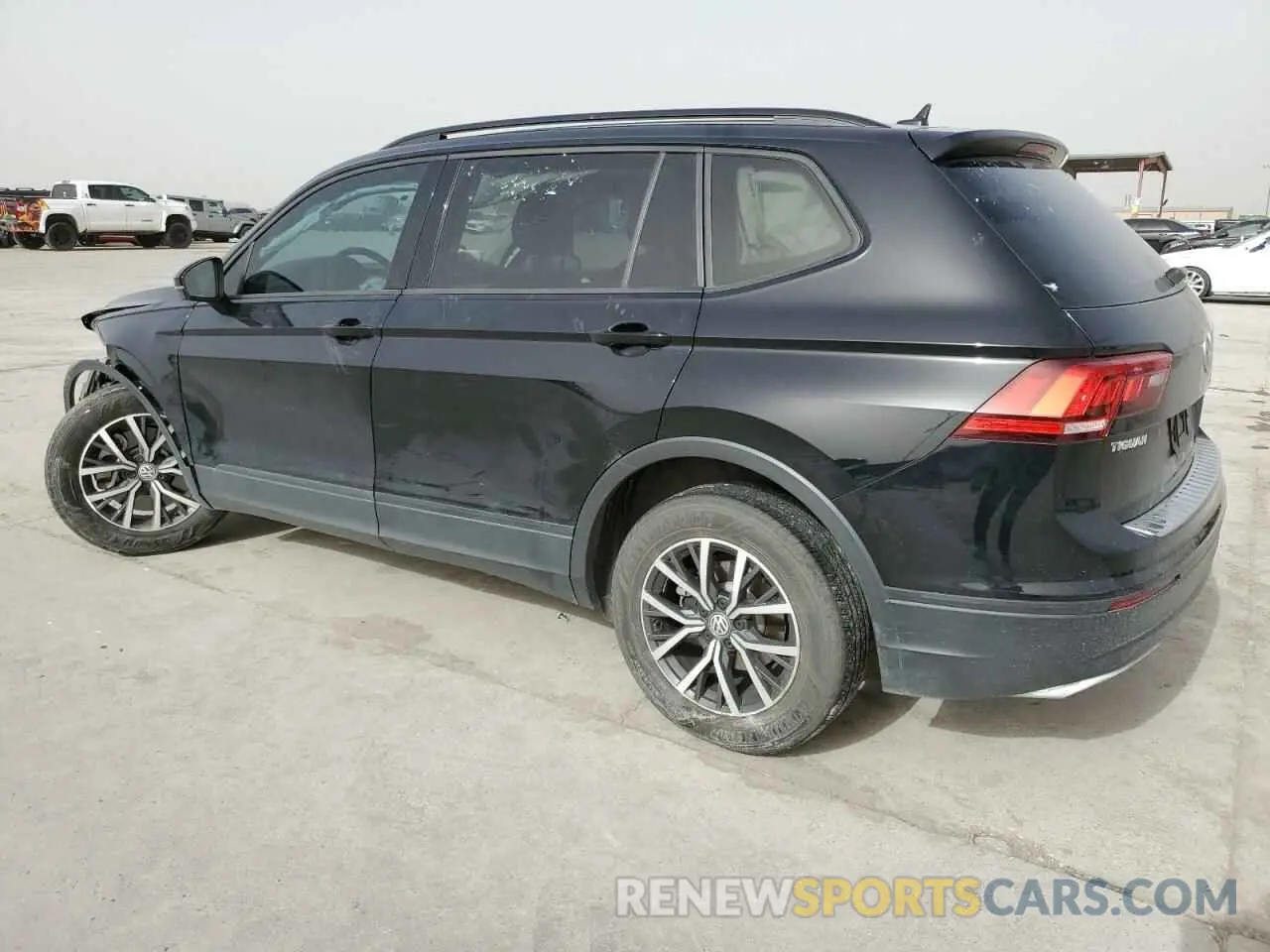 2 fotografías del automóvil dañado 3VV0B7AX9MM072172 VOLKSWAGEN TIGUAN 2021