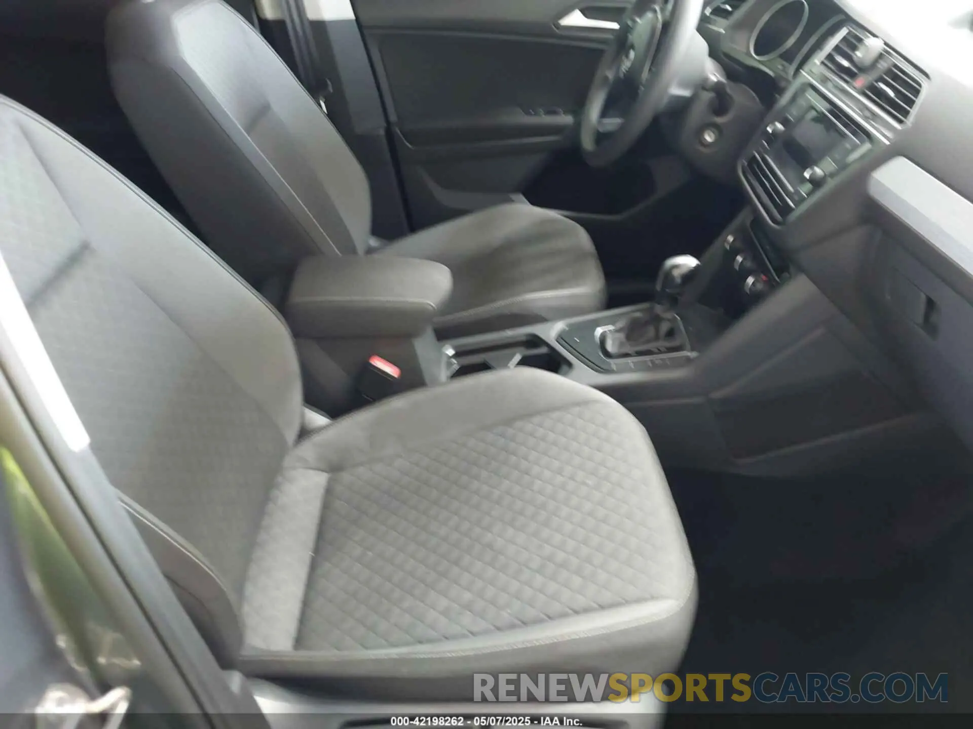 5 fotografías del automóvil dañado 3VV1B7AX0MM030915 VOLKSWAGEN TIGUAN 2021