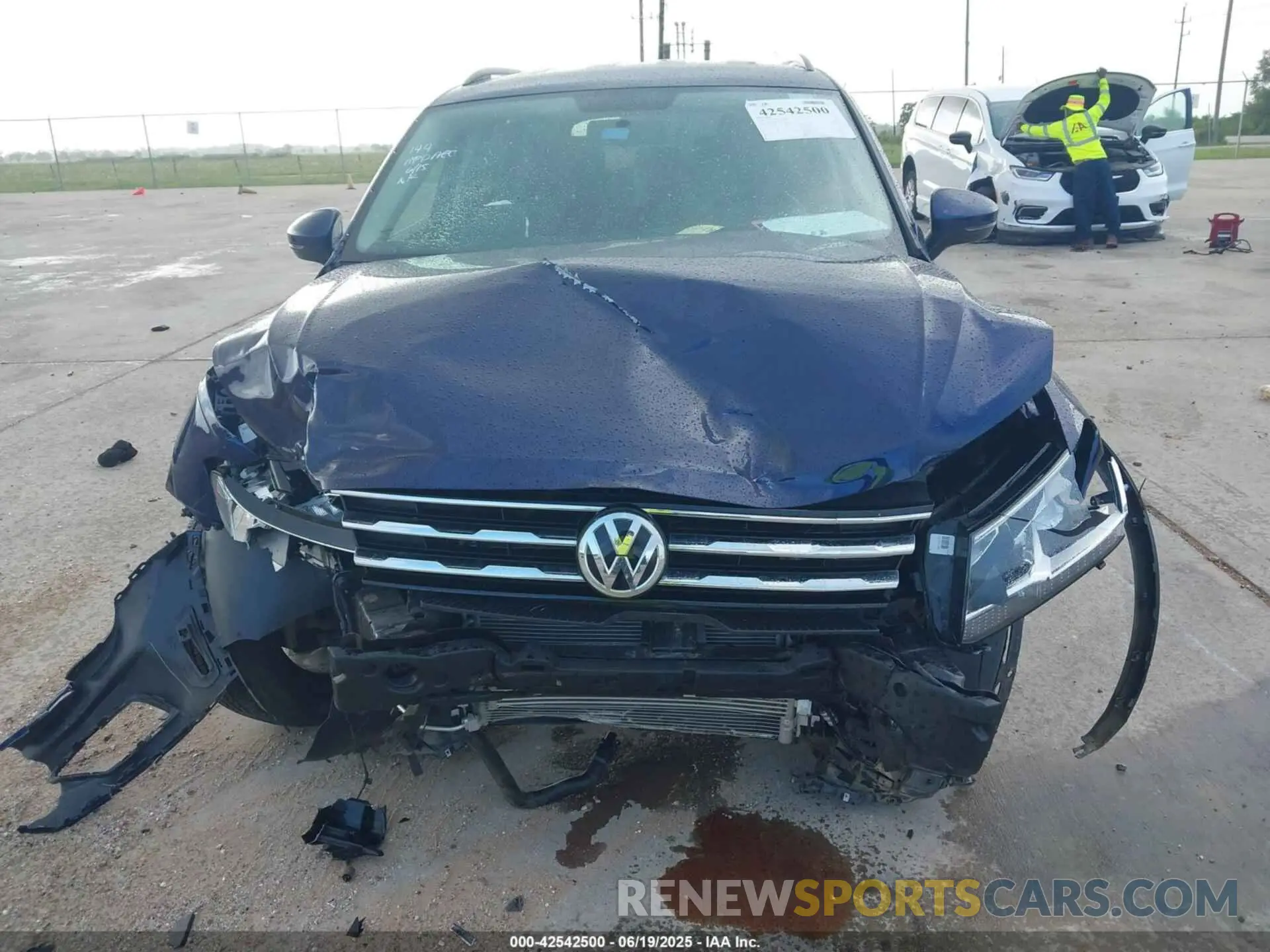 12 fotografías del automóvil dañado 3VV1B7AX3MM096973 VOLKSWAGEN TIGUAN 2021