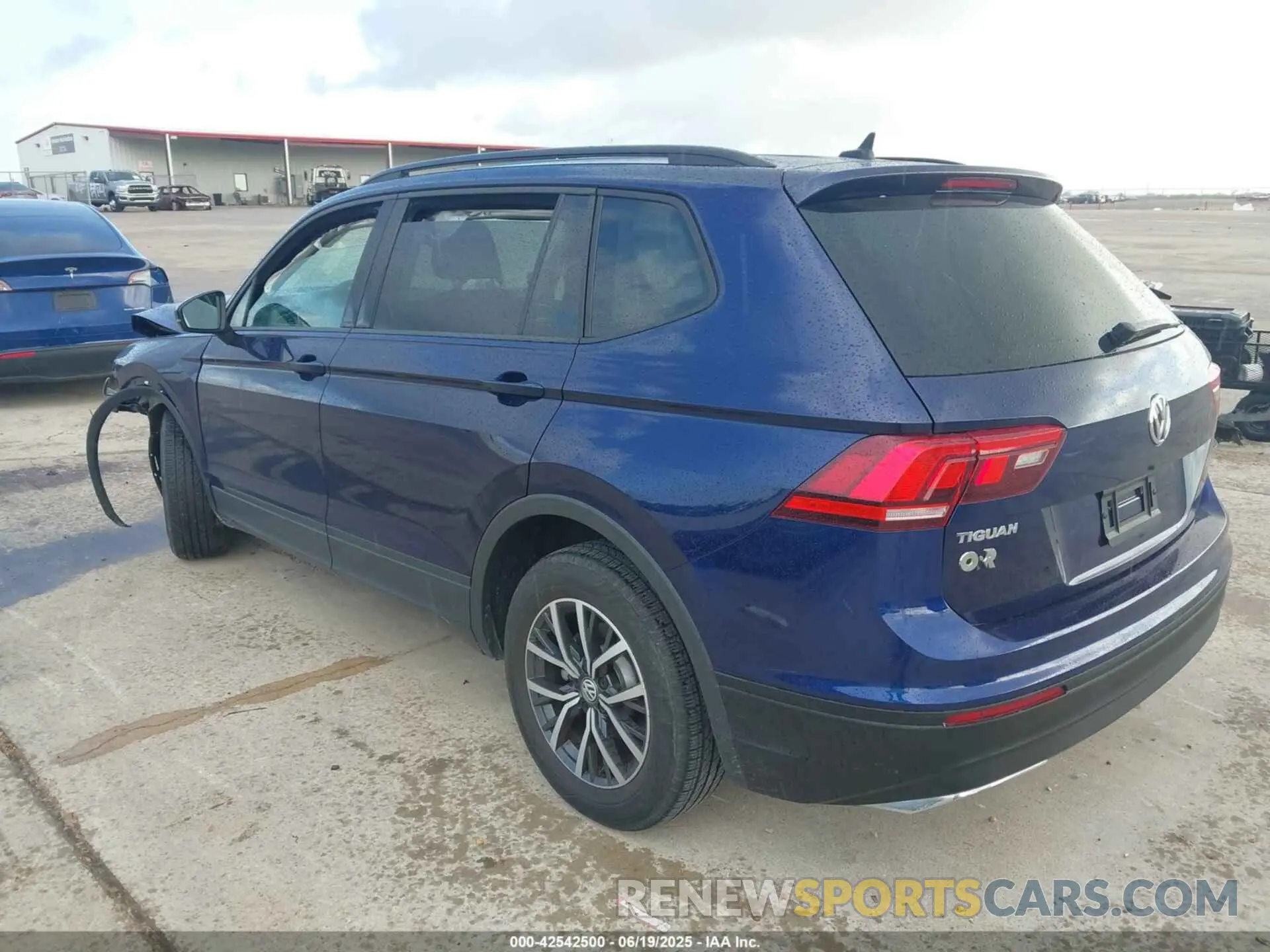 3 fotografías del automóvil dañado 3VV1B7AX3MM096973 VOLKSWAGEN TIGUAN 2021