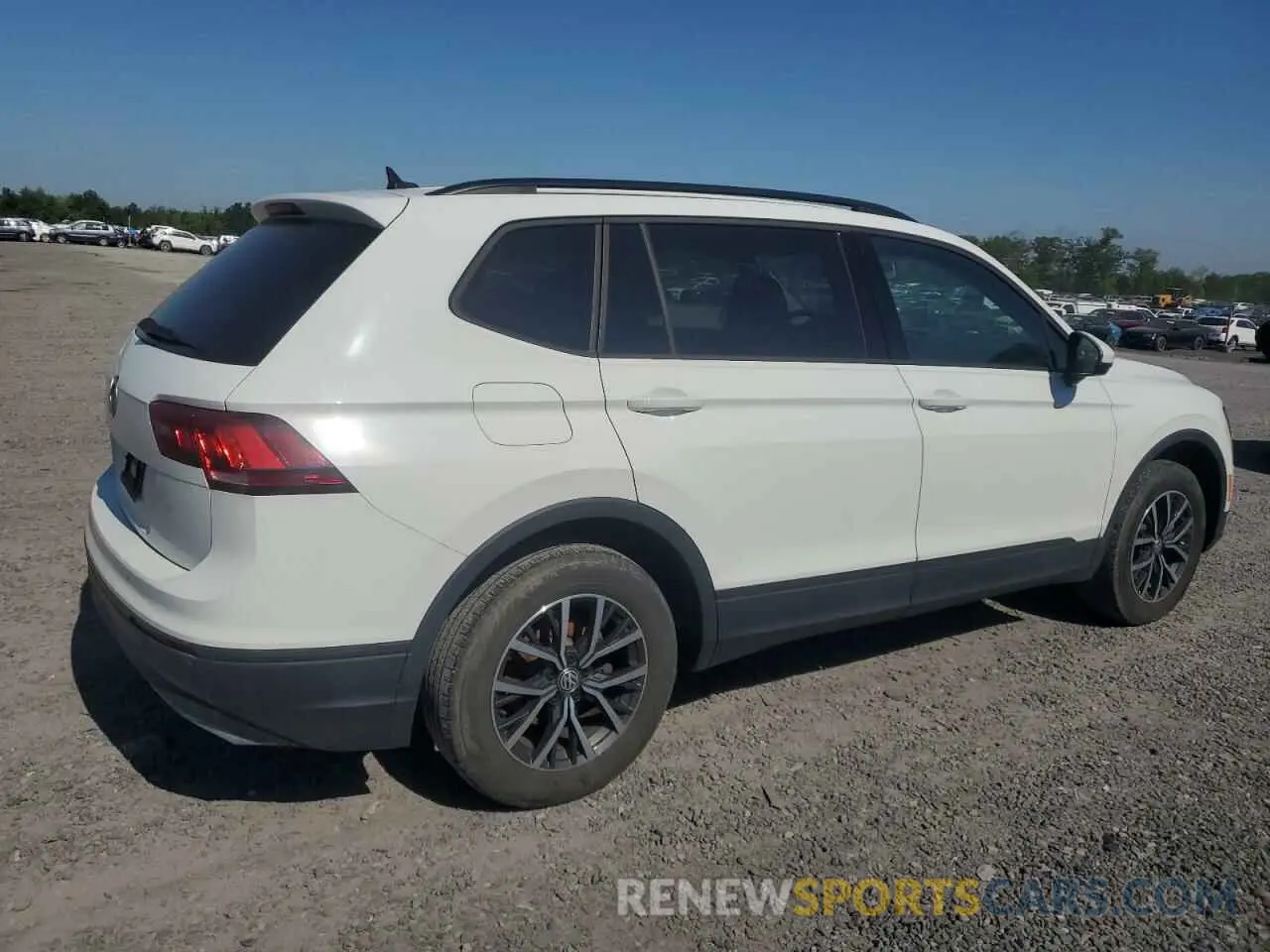 3 fotografías del automóvil dañado 3VV1B7AX5MM031994 VOLKSWAGEN TIGUAN 2021
