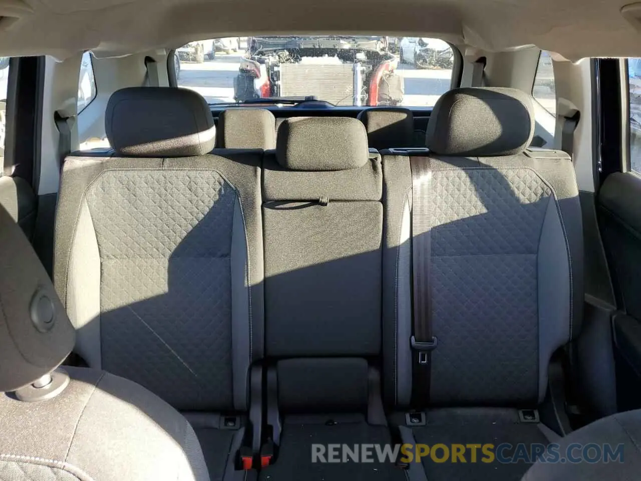 10 fotografías del automóvil dañado 3VV1B7AX7MM109451 VOLKSWAGEN TIGUAN 2021