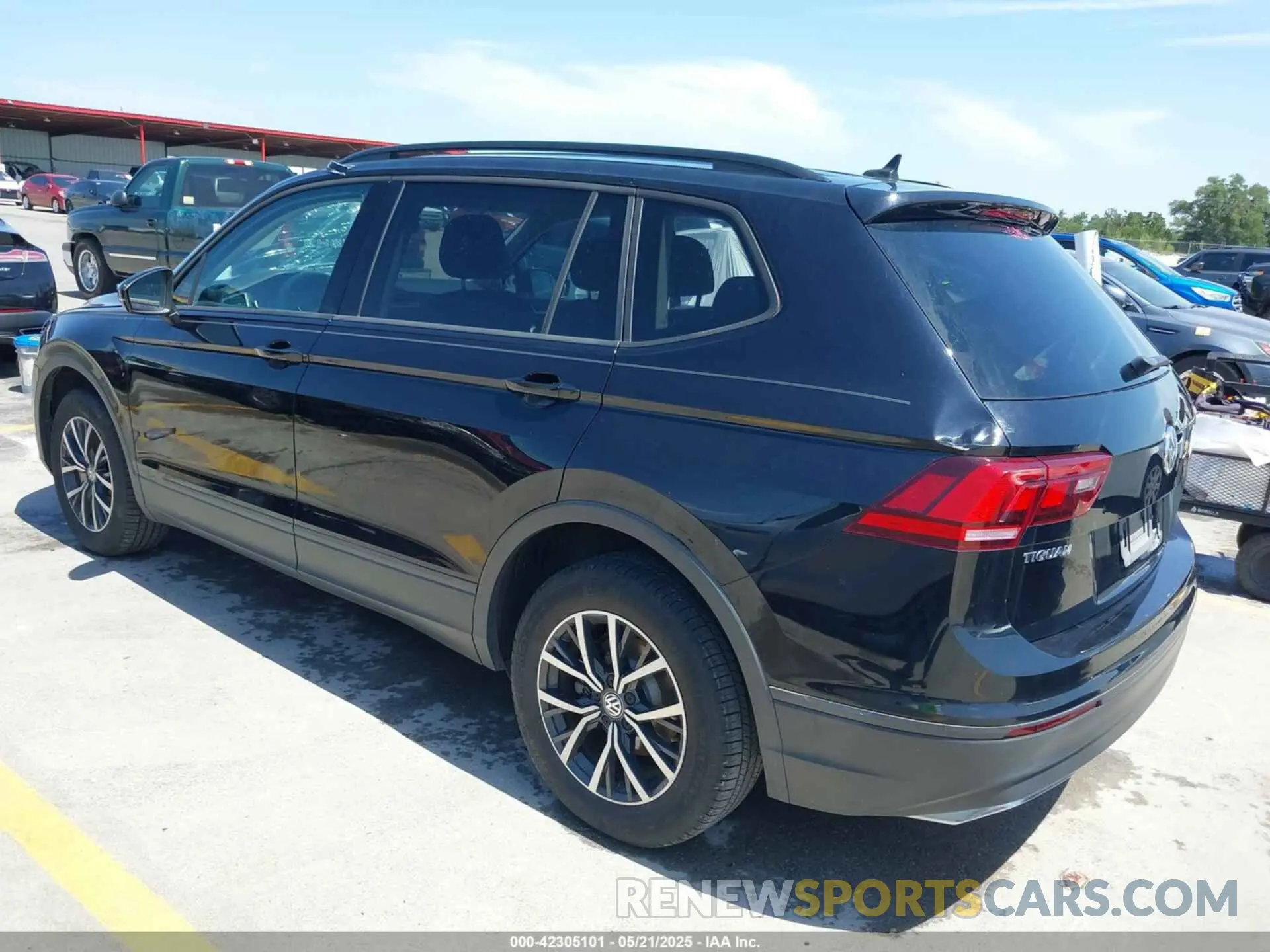 3 fotografías del automóvil dañado 3VV1B7AX9MM067347 VOLKSWAGEN TIGUAN 2021