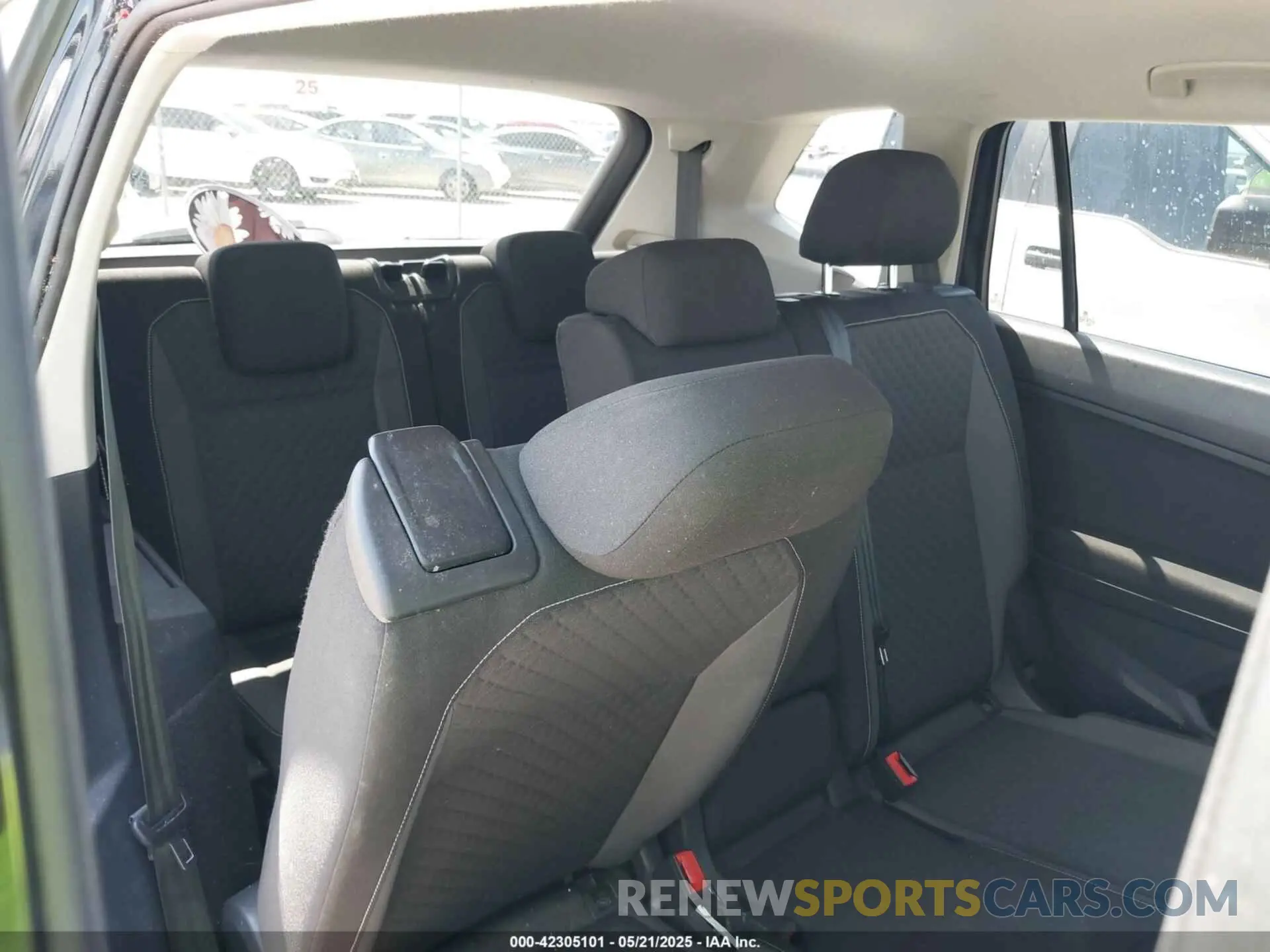 8 fotografías del automóvil dañado 3VV1B7AX9MM067347 VOLKSWAGEN TIGUAN 2021