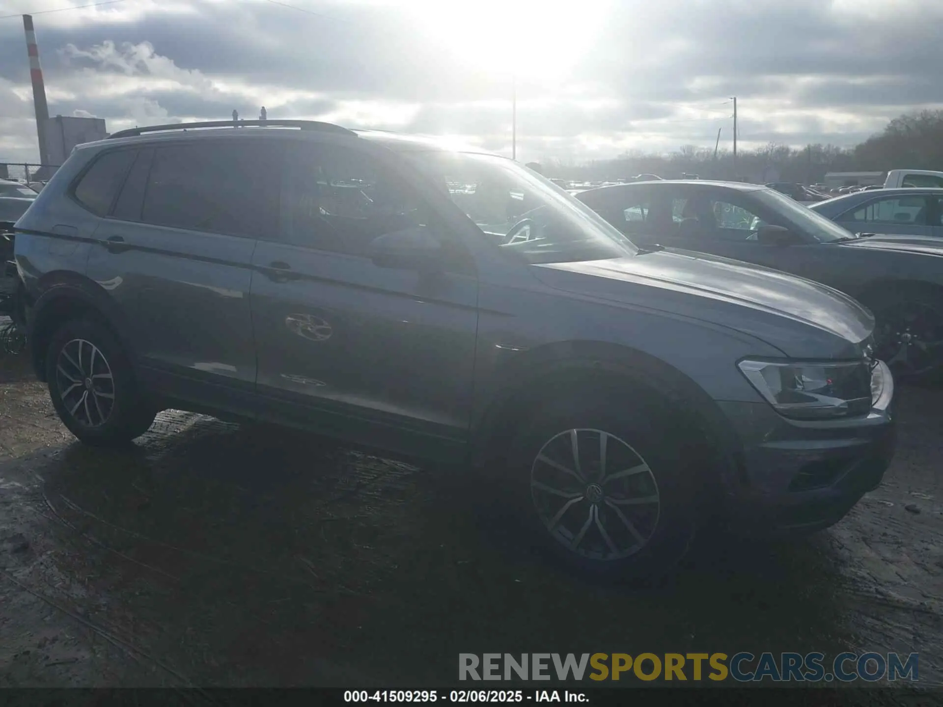 13 fotografías del automóvil dañado 3VV1B7AX9MM075450 VOLKSWAGEN TIGUAN 2021