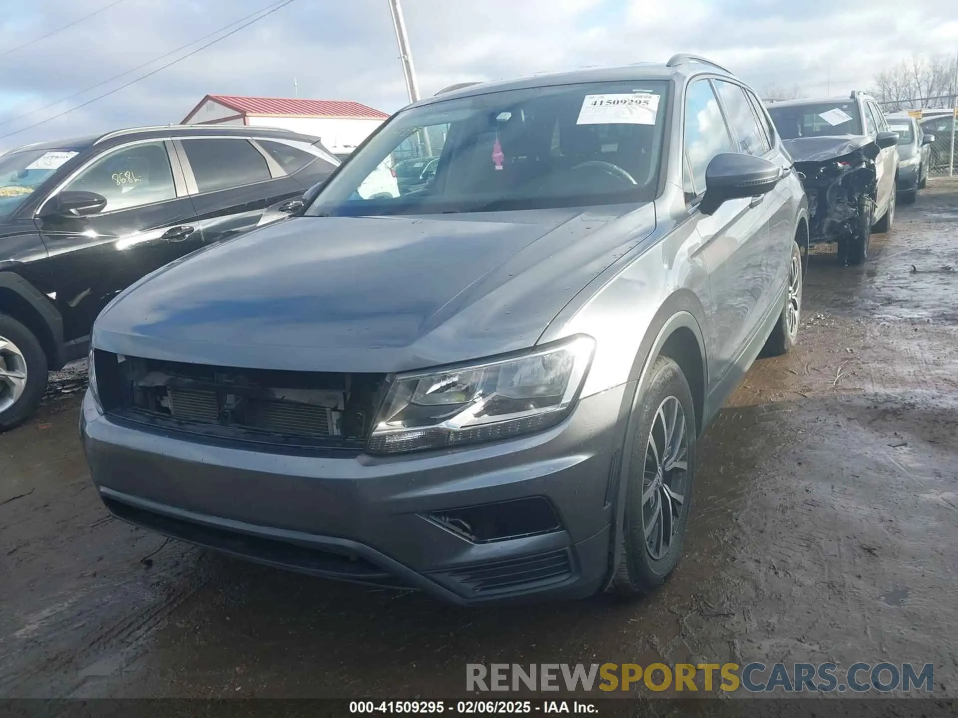 2 fotografías del automóvil dañado 3VV1B7AX9MM075450 VOLKSWAGEN TIGUAN 2021