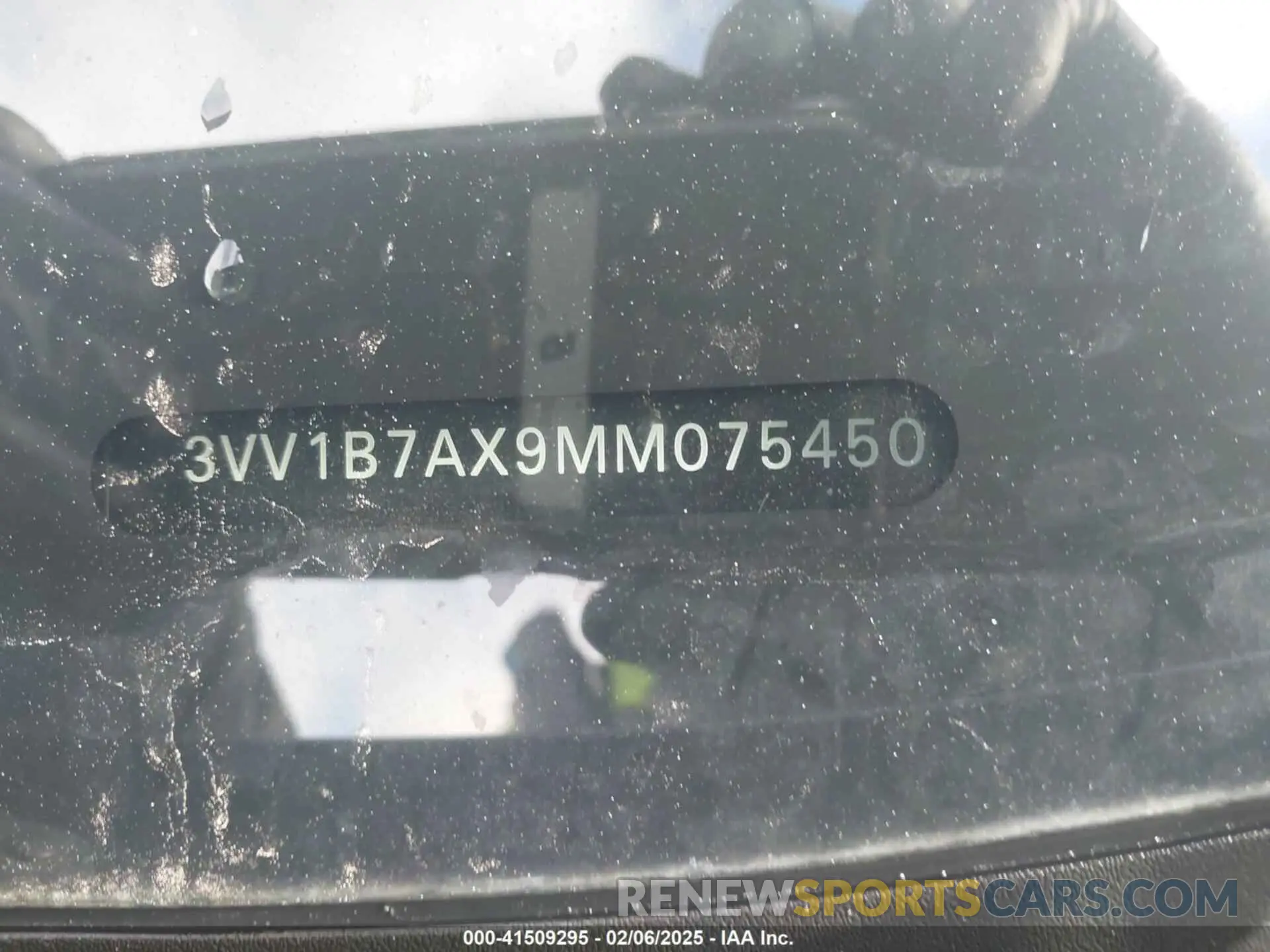 9 fotografías del automóvil dañado 3VV1B7AX9MM075450 VOLKSWAGEN TIGUAN 2021