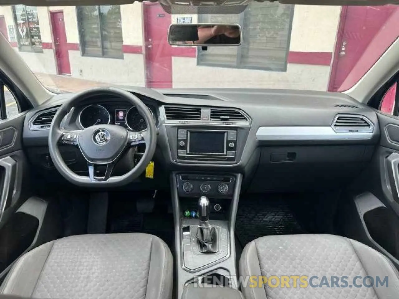 9 fotografías del automóvil dañado 3VV1B7AX9MM105997 VOLKSWAGEN TIGUAN 2021