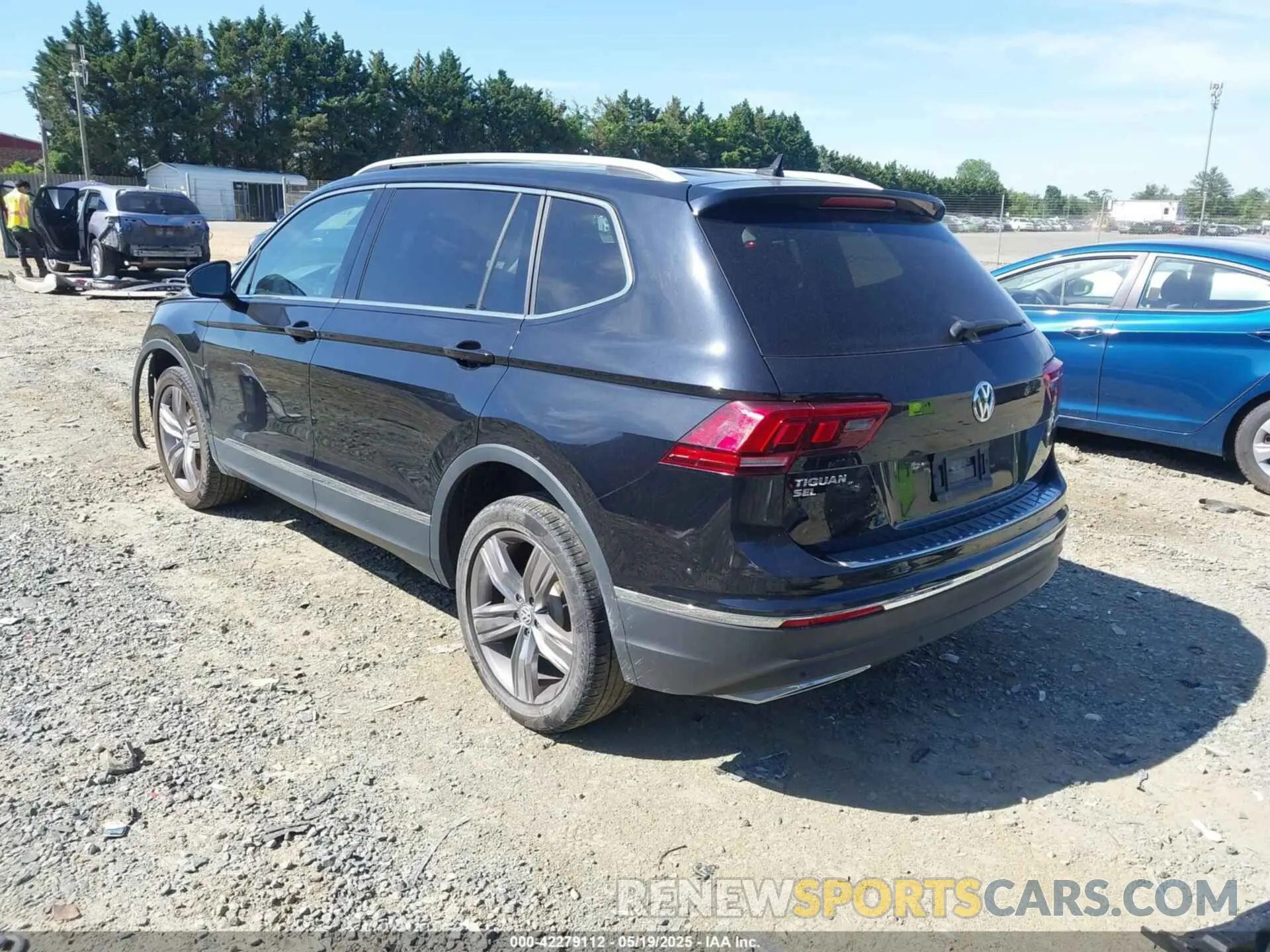 3 fotografías del automóvil dañado 3VV2B7AX0MM027517 VOLKSWAGEN TIGUAN 2021