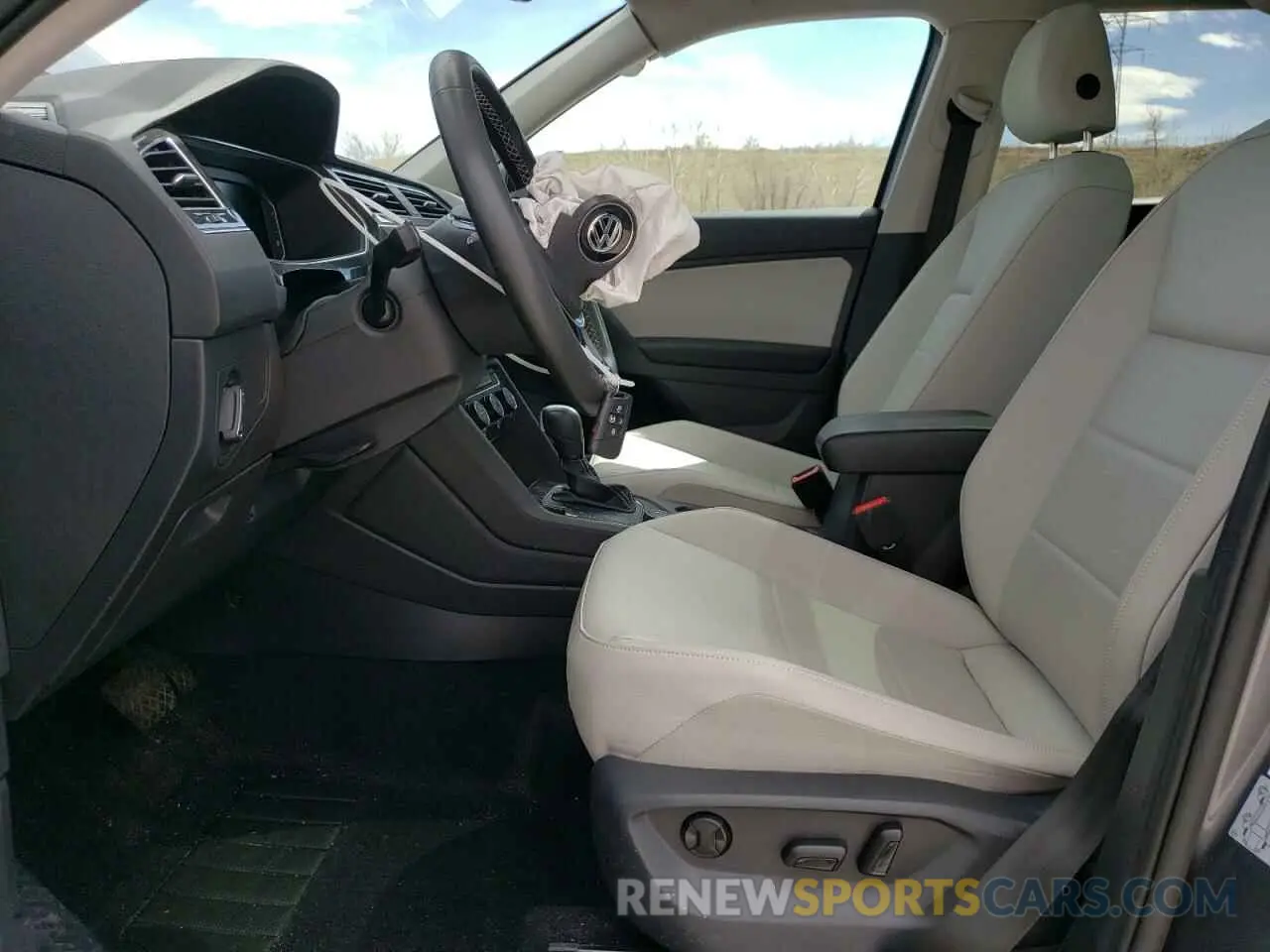 7 fotografías del automóvil dañado 3VV2B7AX0MM082811 VOLKSWAGEN TIGUAN 2021