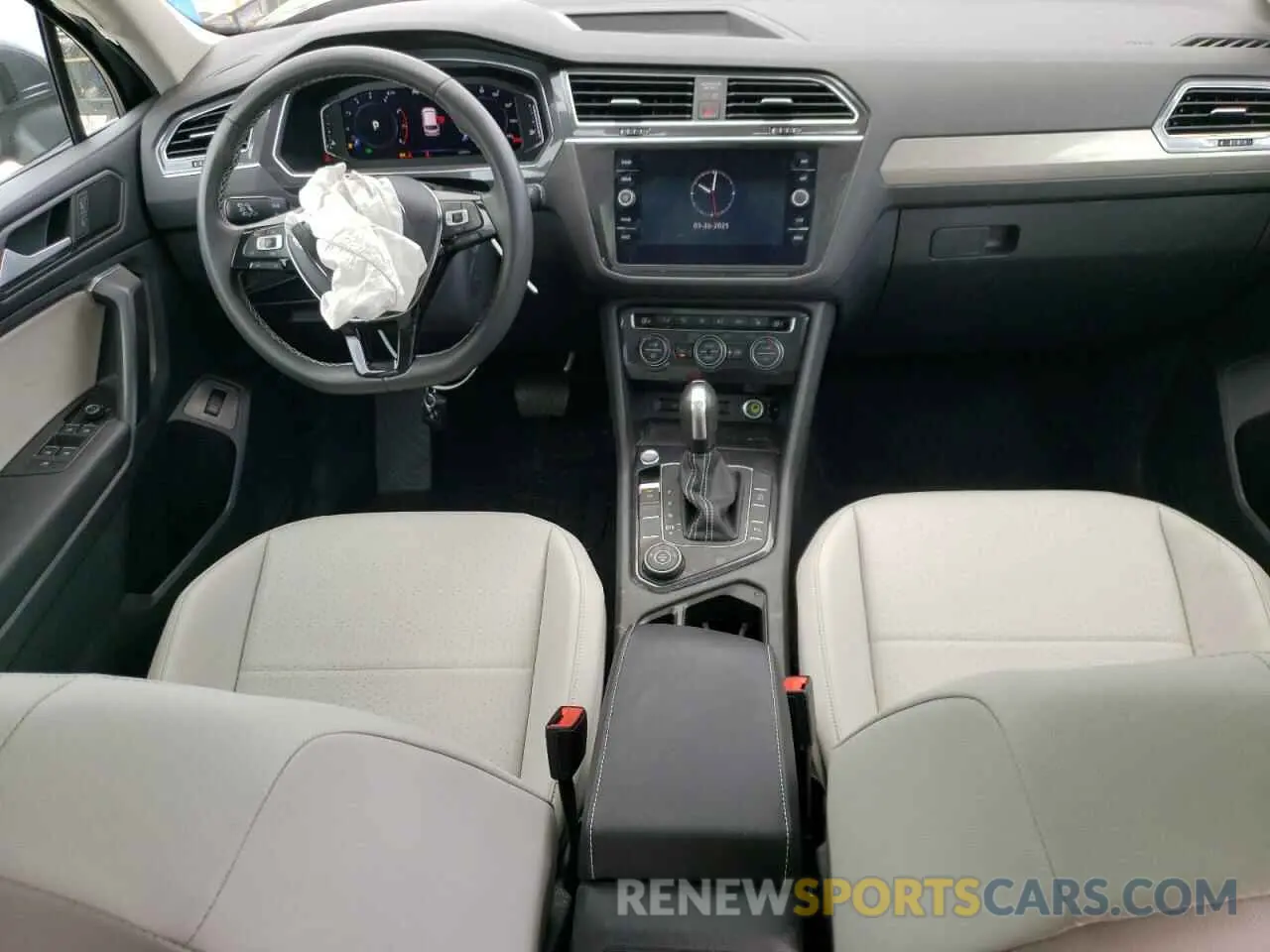 8 fotografías del automóvil dañado 3VV2B7AX0MM082811 VOLKSWAGEN TIGUAN 2021