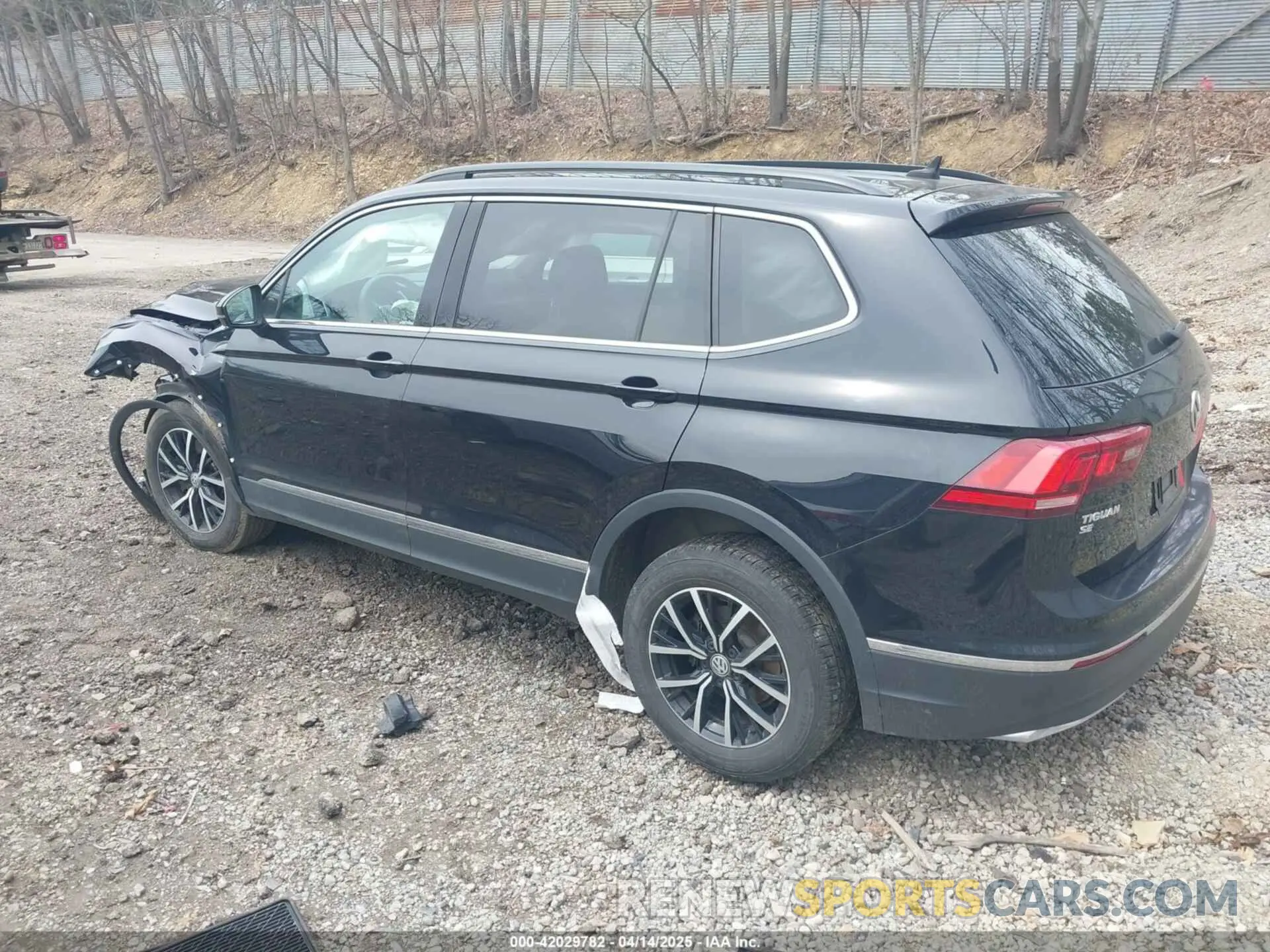 3 fotografías del automóvil dañado 3VV2B7AX1MM021516 VOLKSWAGEN TIGUAN 2021