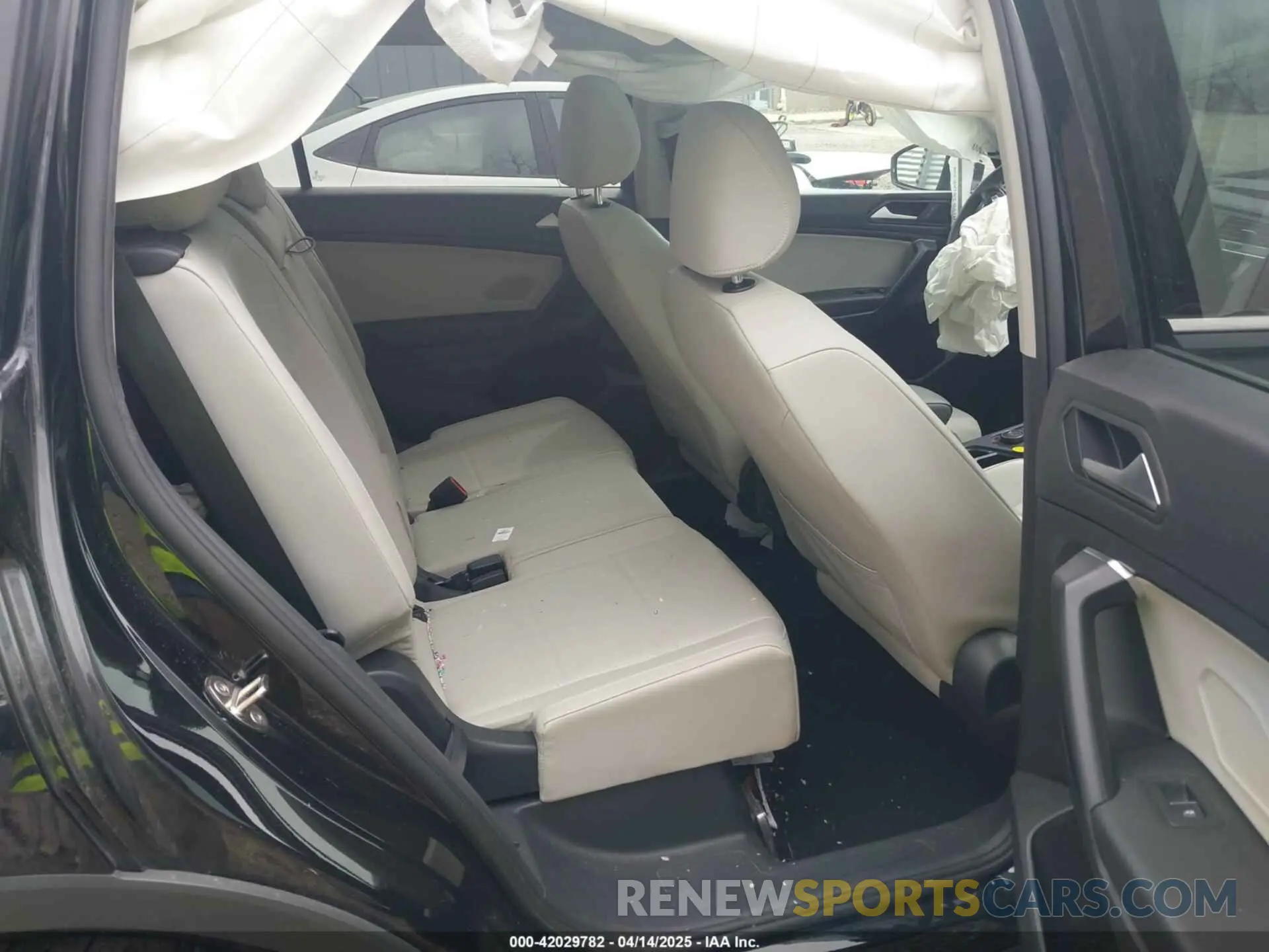 8 fotografías del automóvil dañado 3VV2B7AX1MM021516 VOLKSWAGEN TIGUAN 2021
