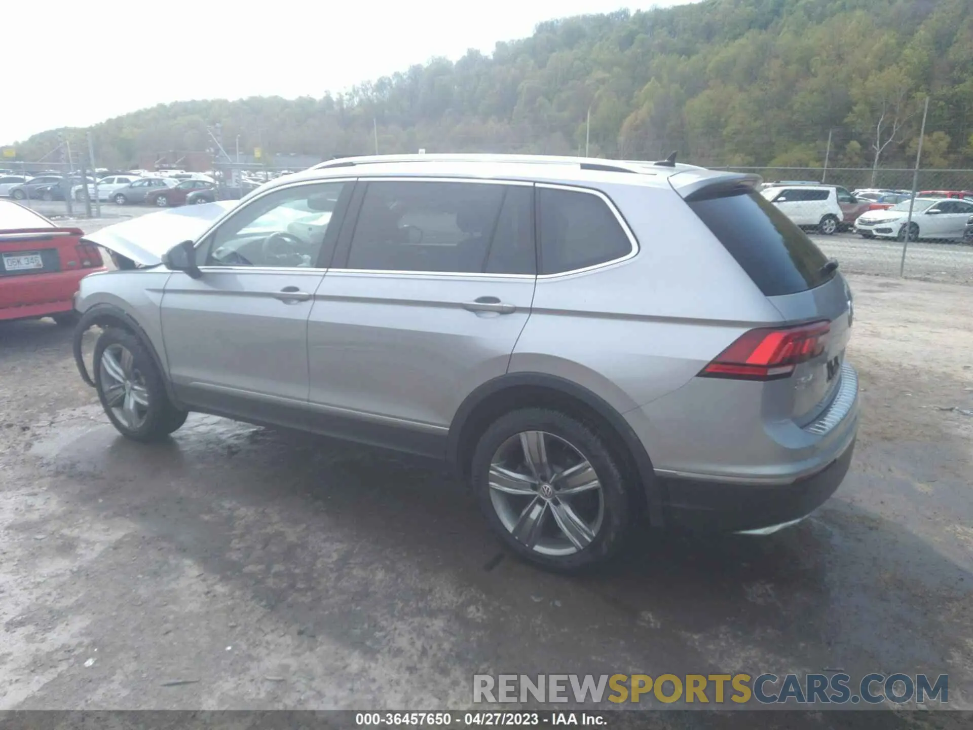 3 fotografías del automóvil dañado 3VV2B7AX1MM072062 VOLKSWAGEN TIGUAN 2021