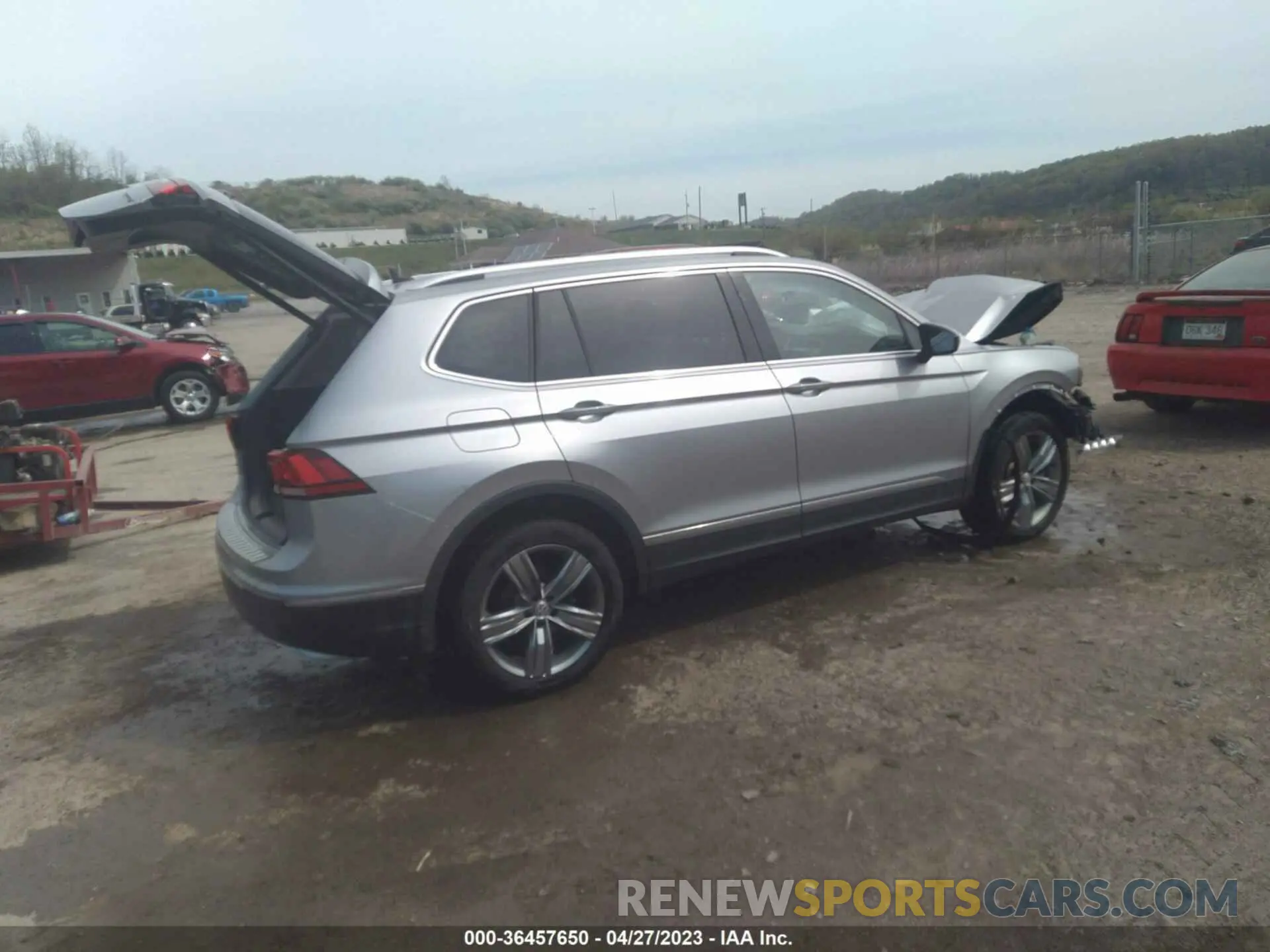 4 fotografías del automóvil dañado 3VV2B7AX1MM072062 VOLKSWAGEN TIGUAN 2021