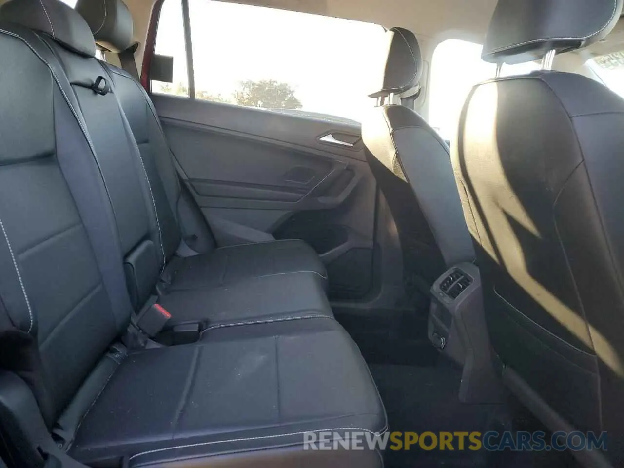 11 fotografías del automóvil dañado 3VV2B7AX1MM074247 VOLKSWAGEN TIGUAN 2021