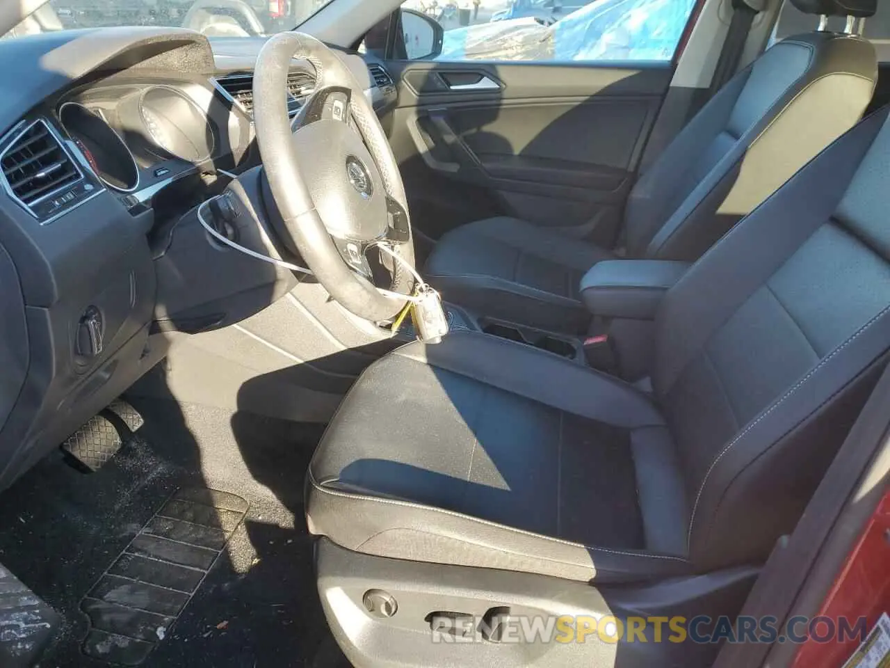 7 fotografías del automóvil dañado 3VV2B7AX1MM074247 VOLKSWAGEN TIGUAN 2021