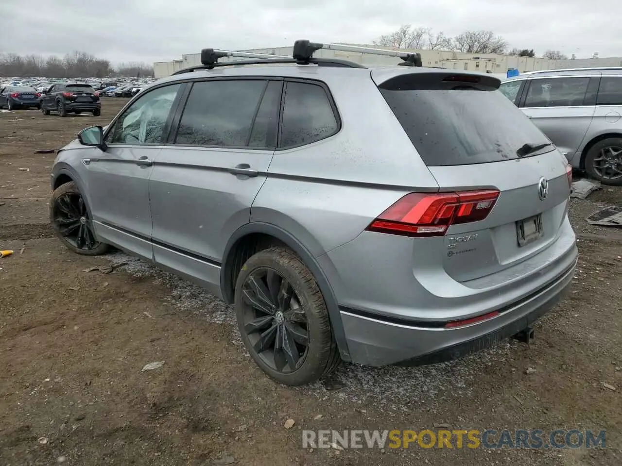 2 fotografías del automóvil dañado 3VV2B7AX1MM113659 VOLKSWAGEN TIGUAN 2021