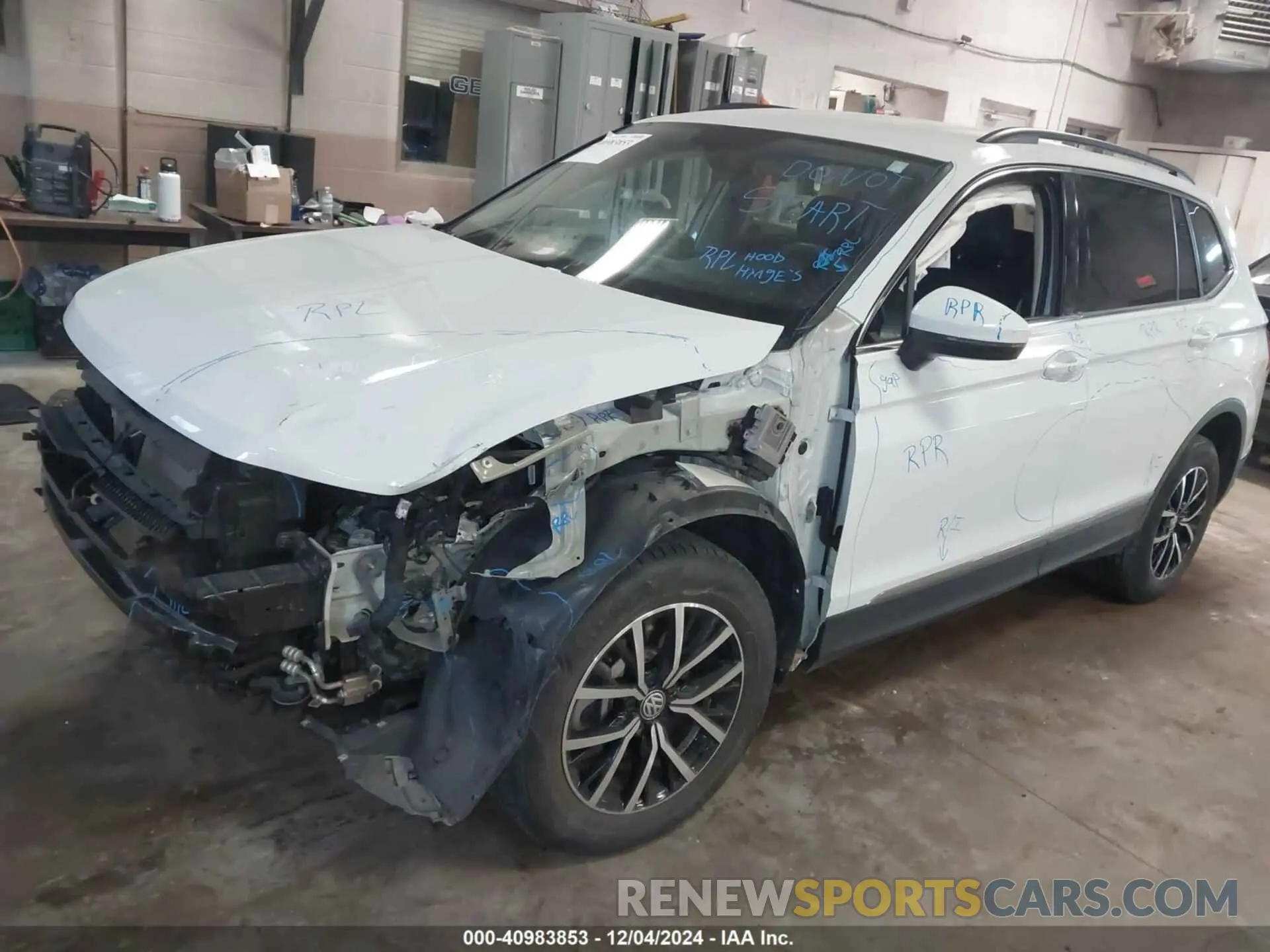 2 fotografías del automóvil dañado 3VV2B7AX1MM142501 VOLKSWAGEN TIGUAN 2021
