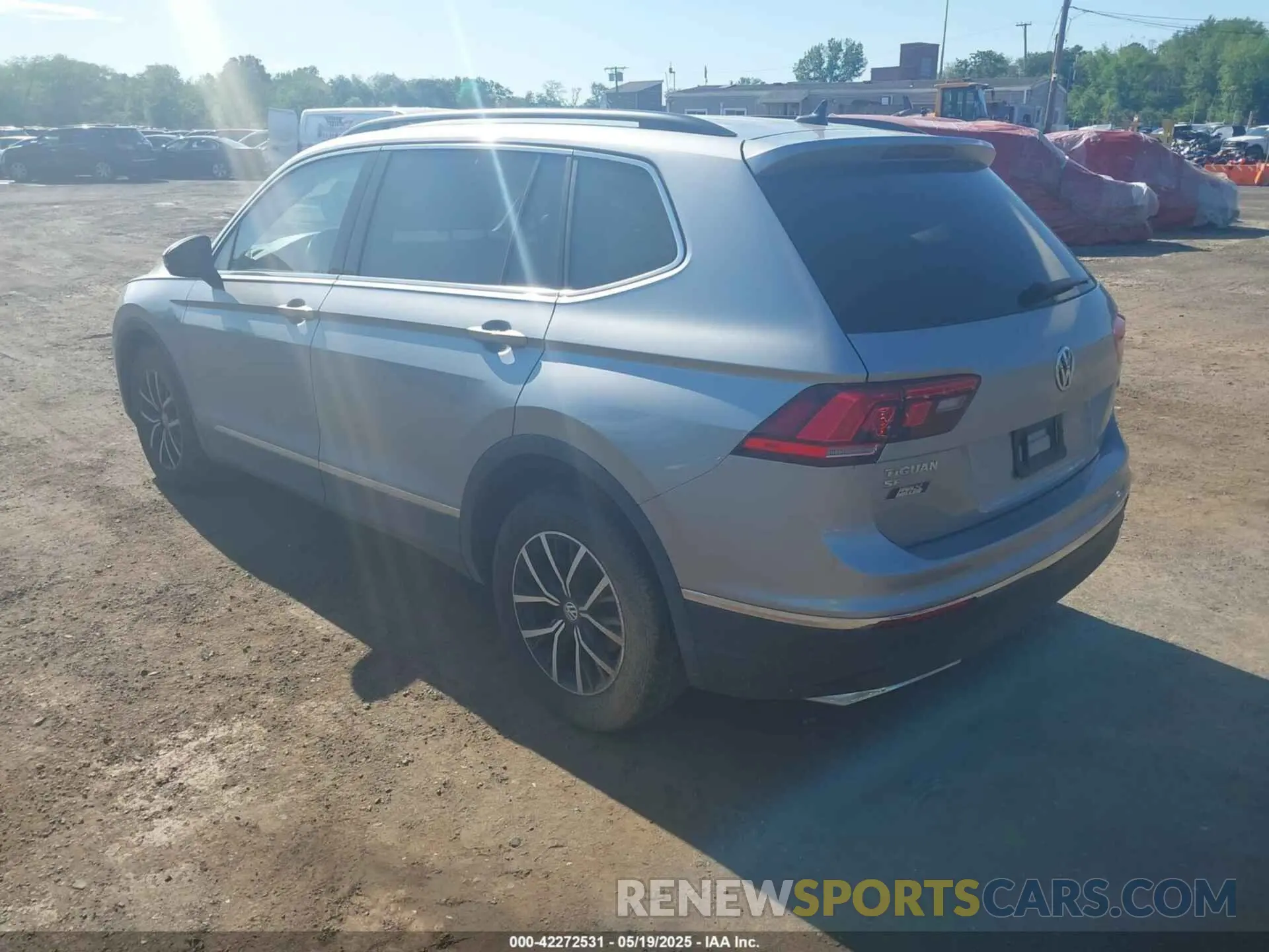 3 fotografías del automóvil dañado 3VV2B7AX1MM142823 VOLKSWAGEN TIGUAN 2021