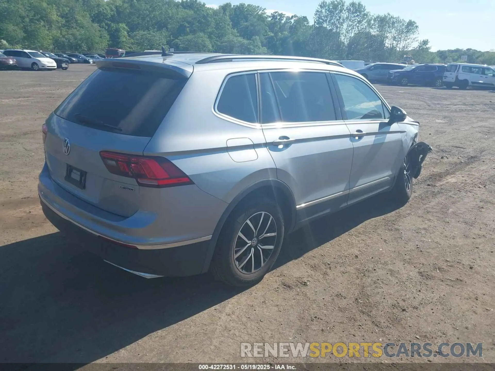 4 fotografías del automóvil dañado 3VV2B7AX1MM142823 VOLKSWAGEN TIGUAN 2021