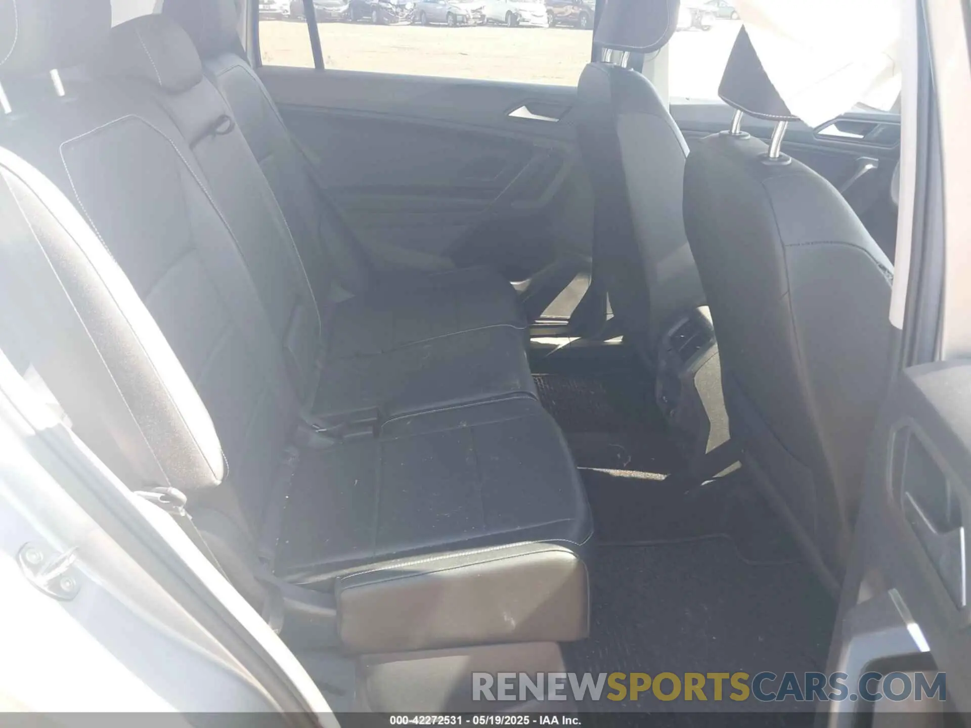 8 fotografías del automóvil dañado 3VV2B7AX1MM142823 VOLKSWAGEN TIGUAN 2021