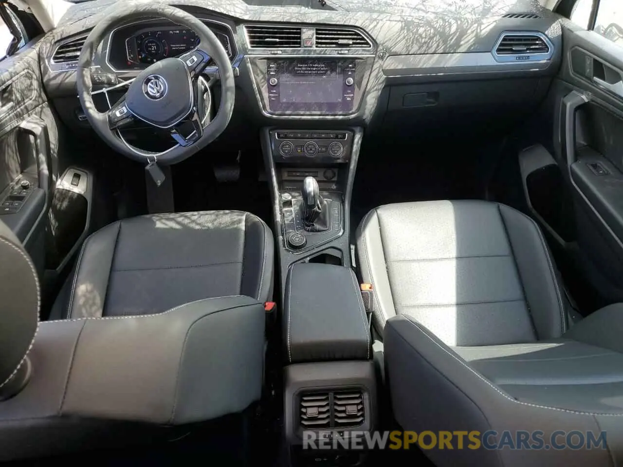 8 fotografías del automóvil dañado 3VV2B7AX2MM075326 VOLKSWAGEN TIGUAN 2021