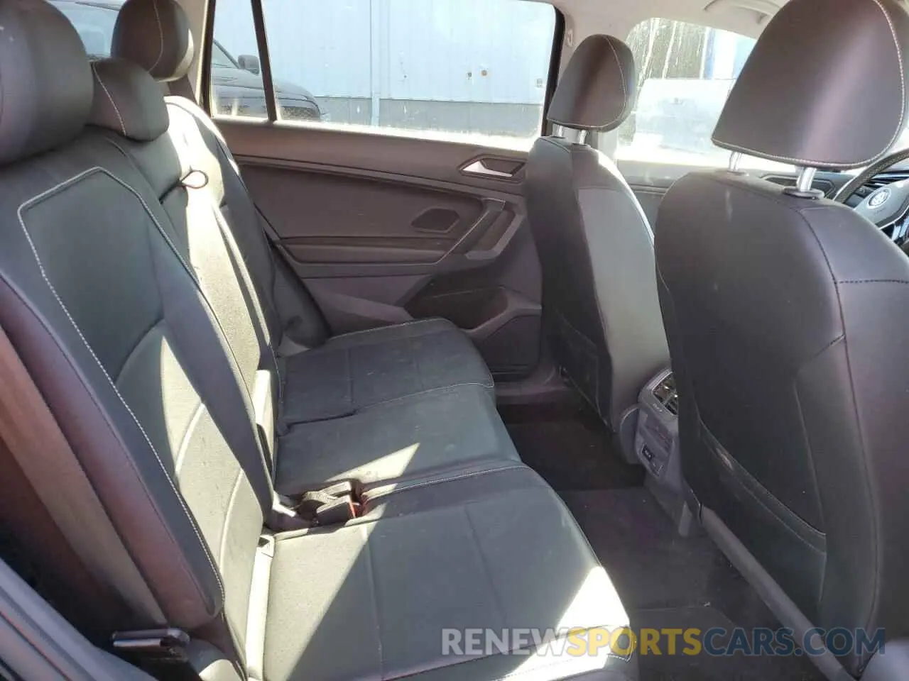 11 fotografías del automóvil dañado 3VV2B7AX2MM083572 VOLKSWAGEN TIGUAN 2021