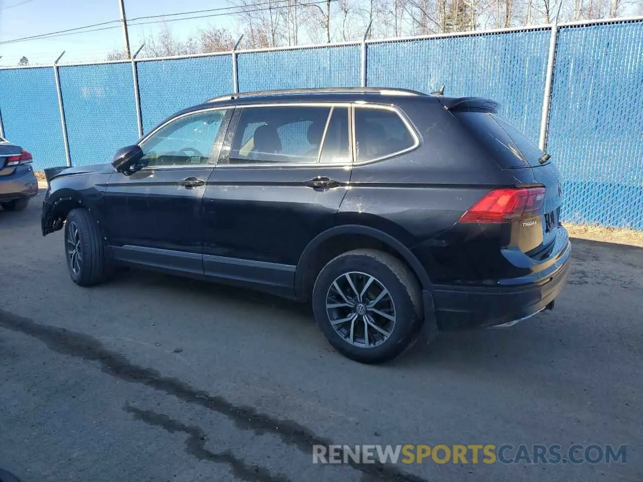 2 fotografías del automóvil dañado 3VV2B7AX2MM083572 VOLKSWAGEN TIGUAN 2021