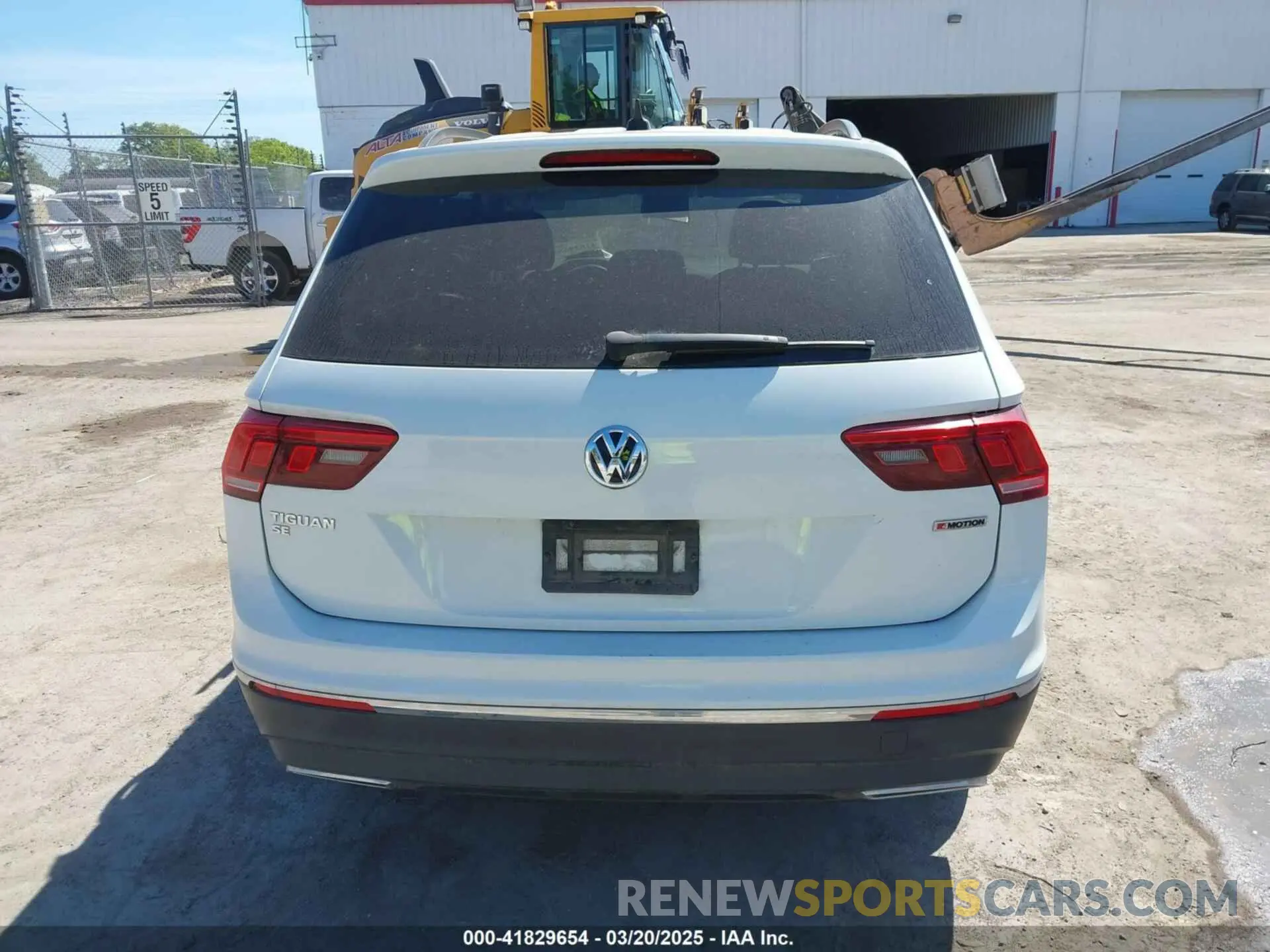 15 fotografías del automóvil dañado 3VV2B7AX4MM031490 VOLKSWAGEN TIGUAN 2021