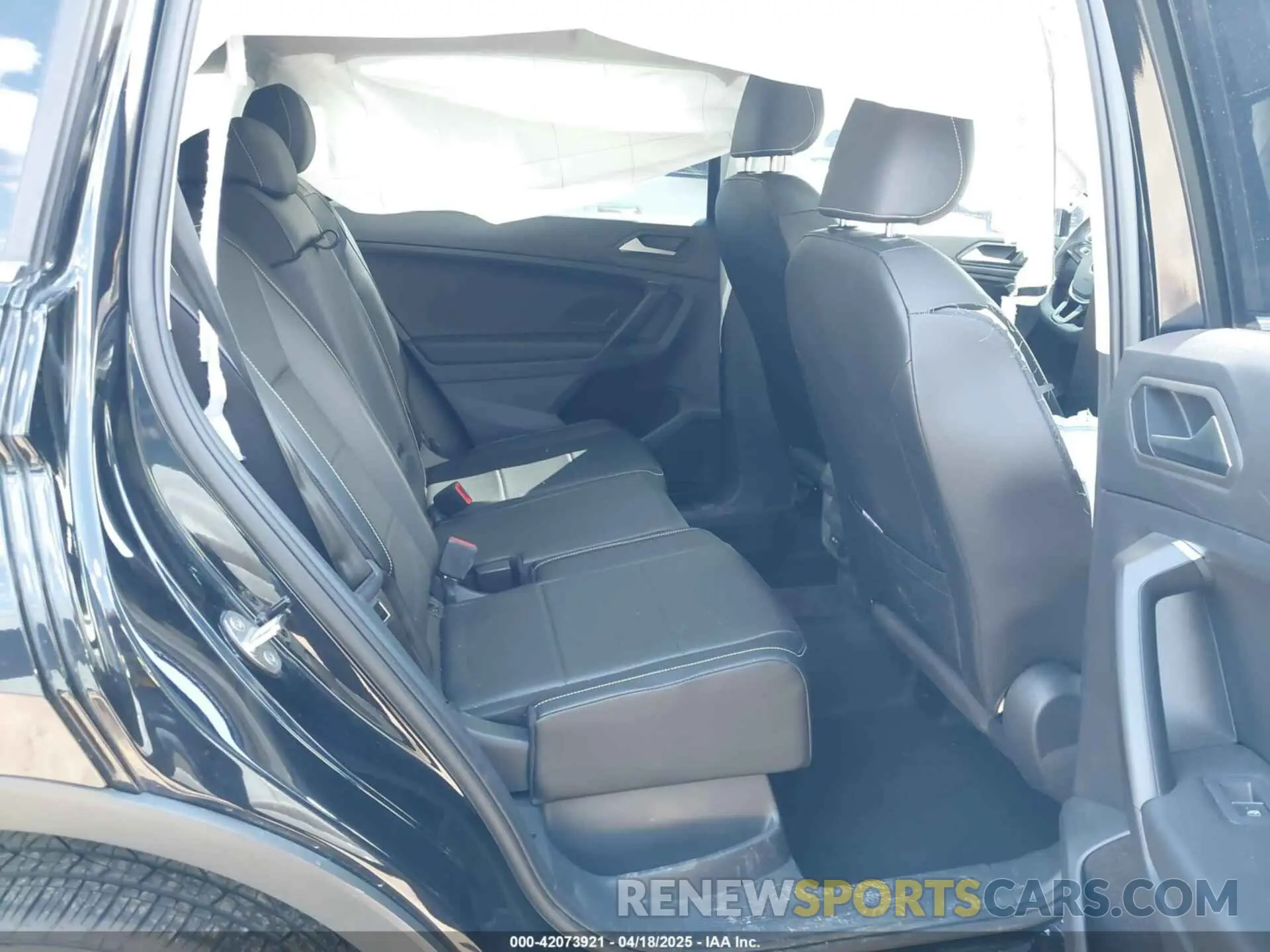 8 fotografías del automóvil dañado 3VV2B7AX4MM121545 VOLKSWAGEN TIGUAN 2021