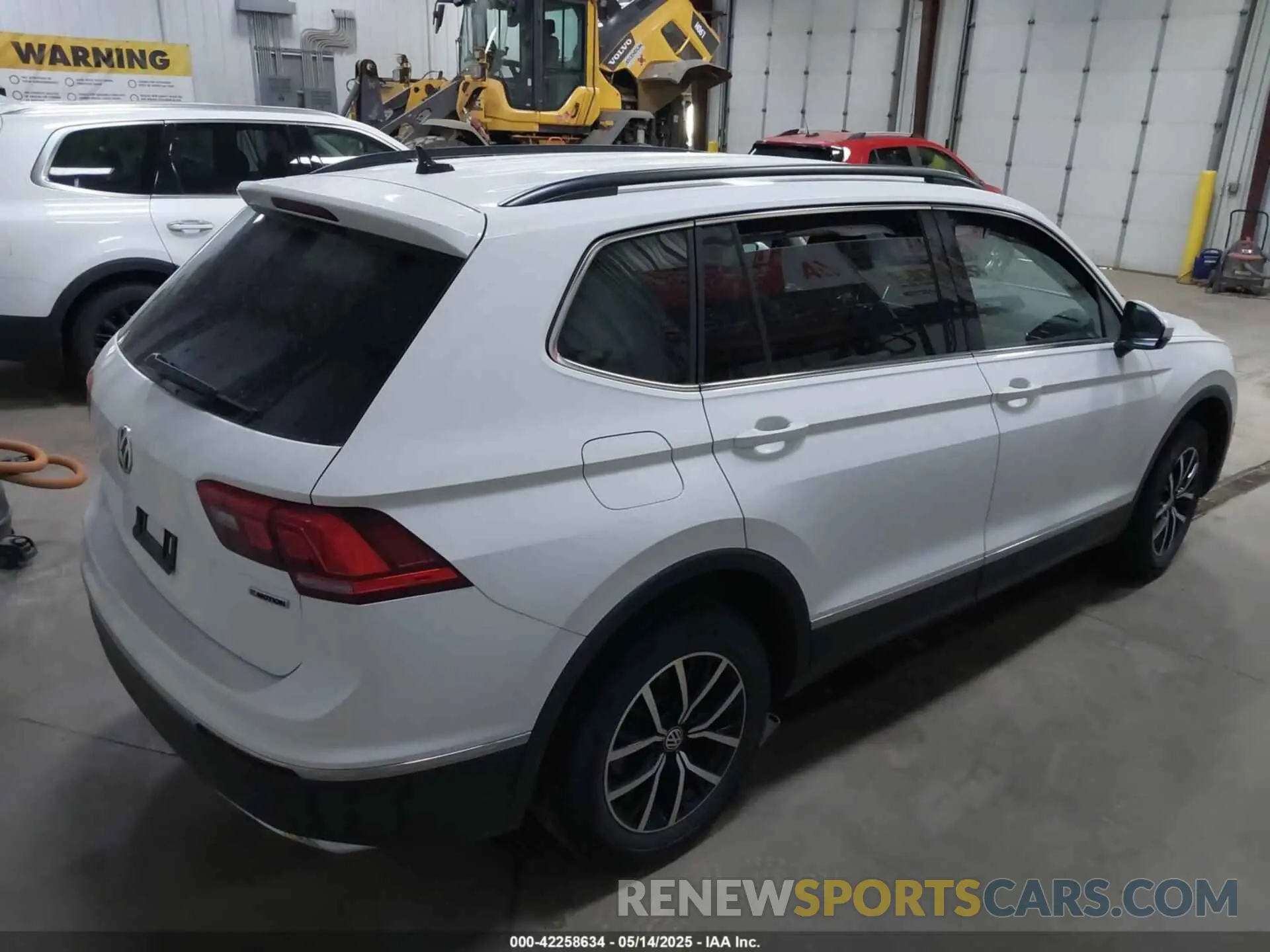 4 fotografías del automóvil dañado 3VV2B7AX5MM142338 VOLKSWAGEN TIGUAN 2021