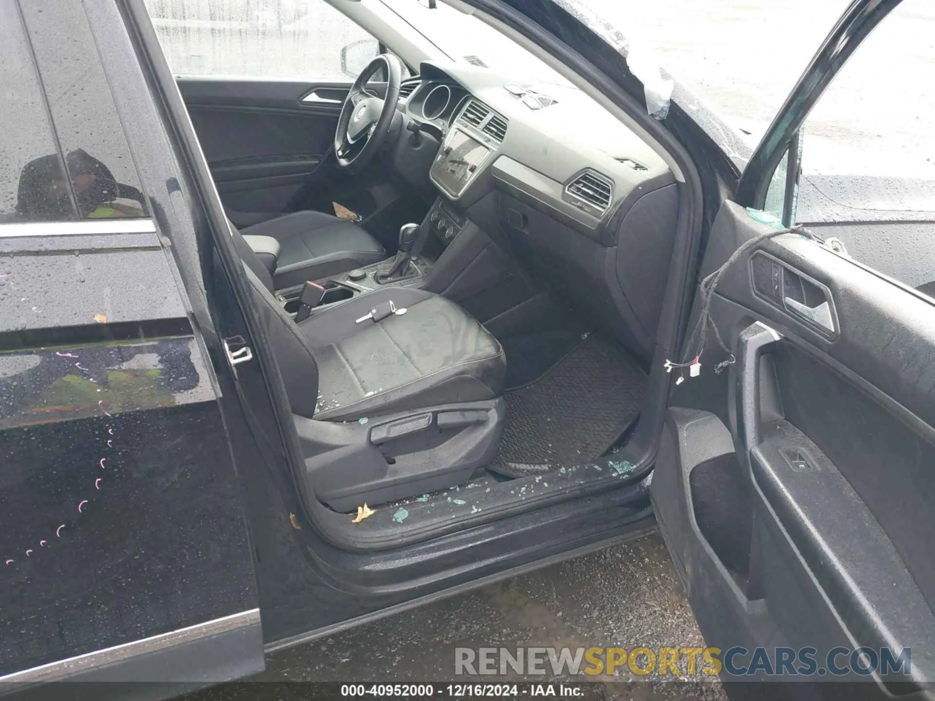 5 fotografías del automóvil dañado 3VV2B7AX6MM064166 VOLKSWAGEN TIGUAN 2021