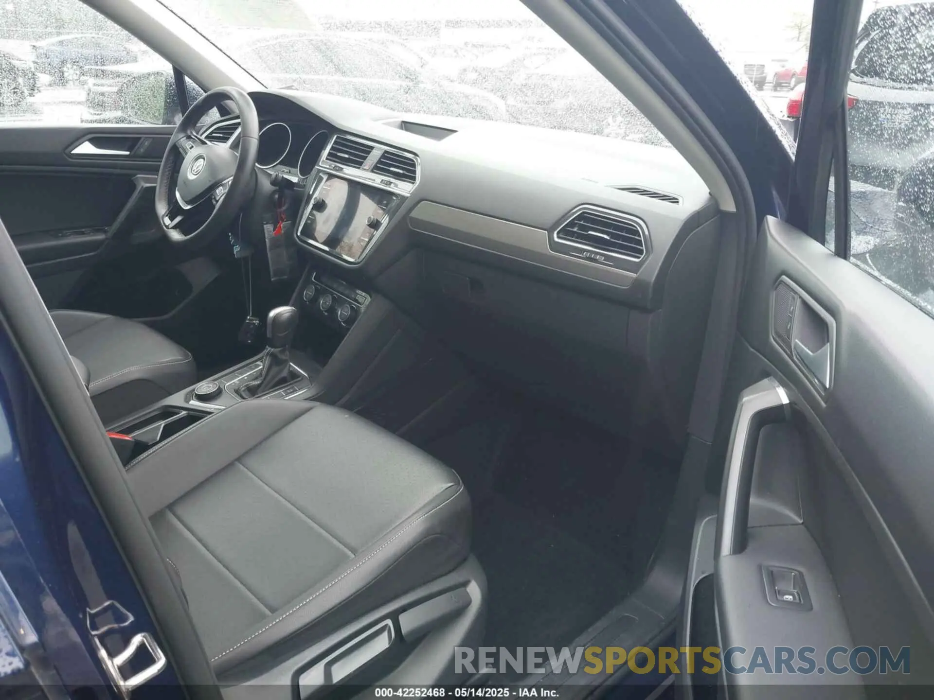 5 fotografías del automóvil dañado 3VV2B7AX6MM093344 VOLKSWAGEN TIGUAN 2021