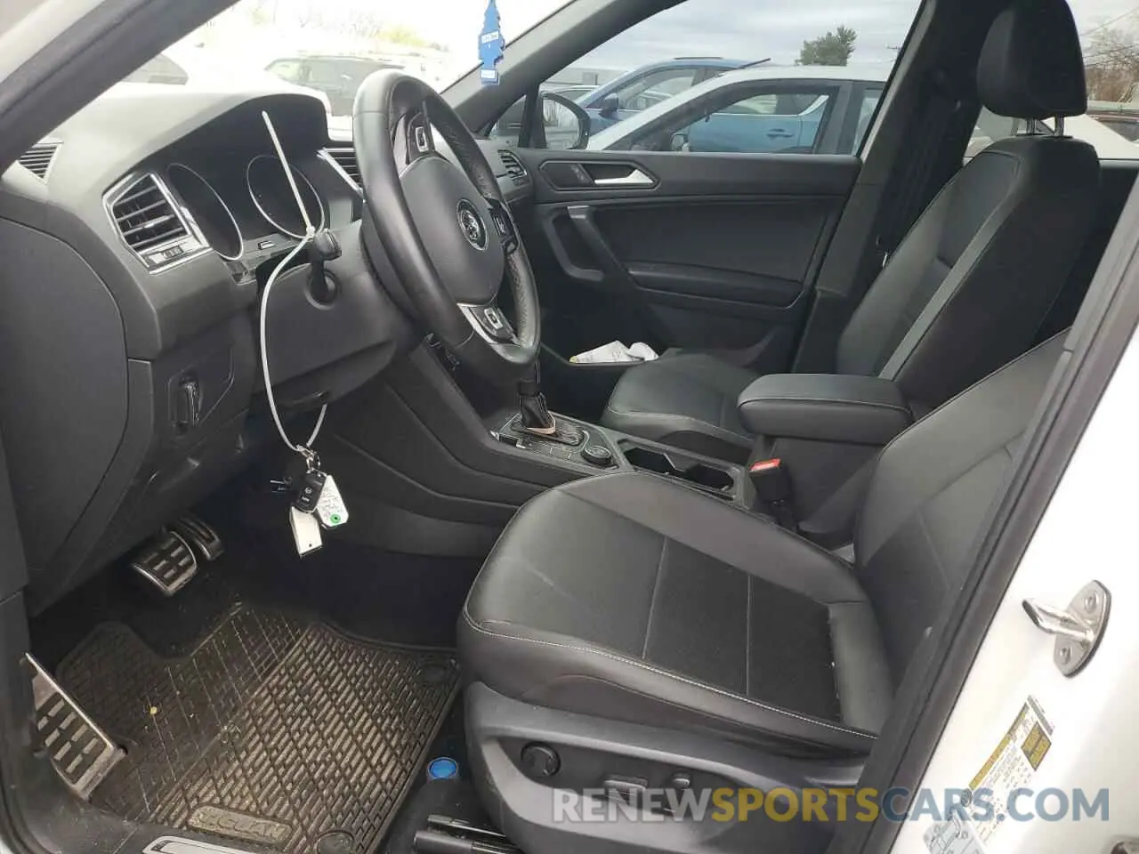 7 fotografías del automóvil dañado 3VV2B7AX8MM021965 VOLKSWAGEN TIGUAN 2021