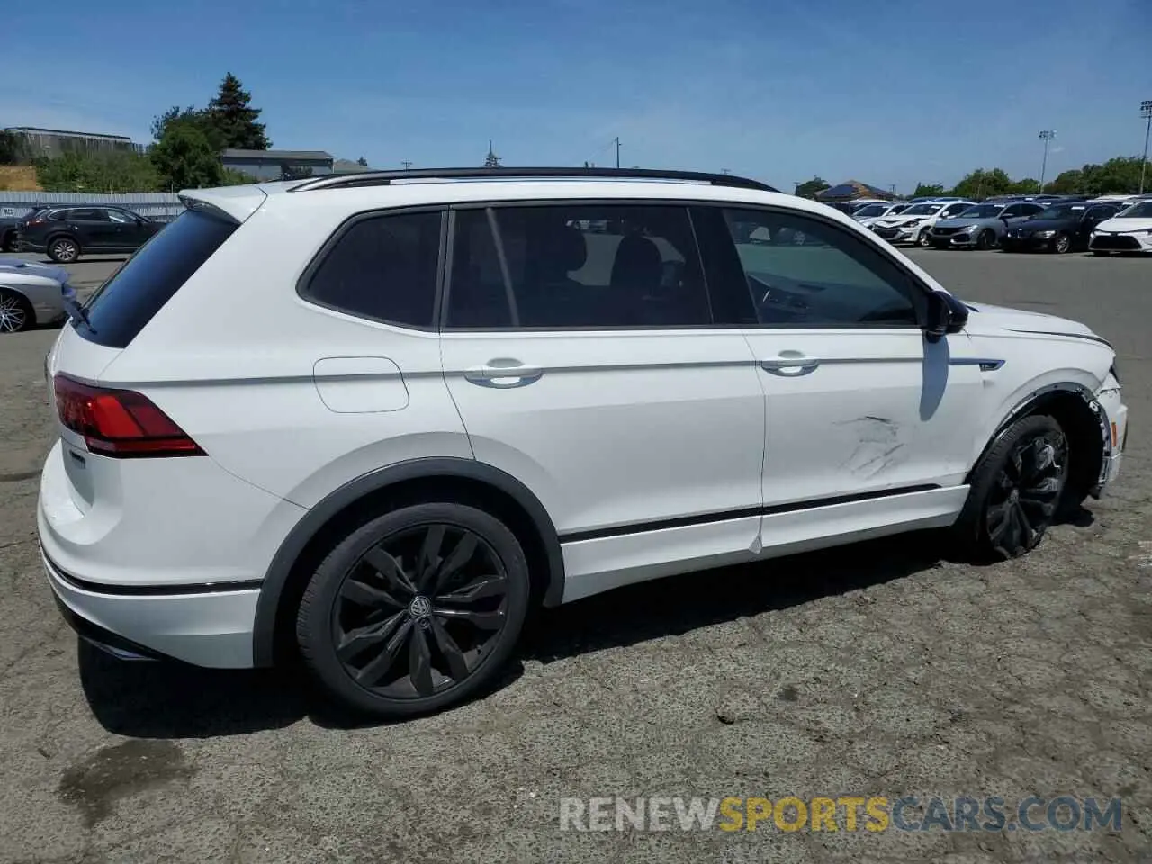 3 fotografías del automóvil dañado 3VV2B7AX8MM051211 VOLKSWAGEN TIGUAN 2021