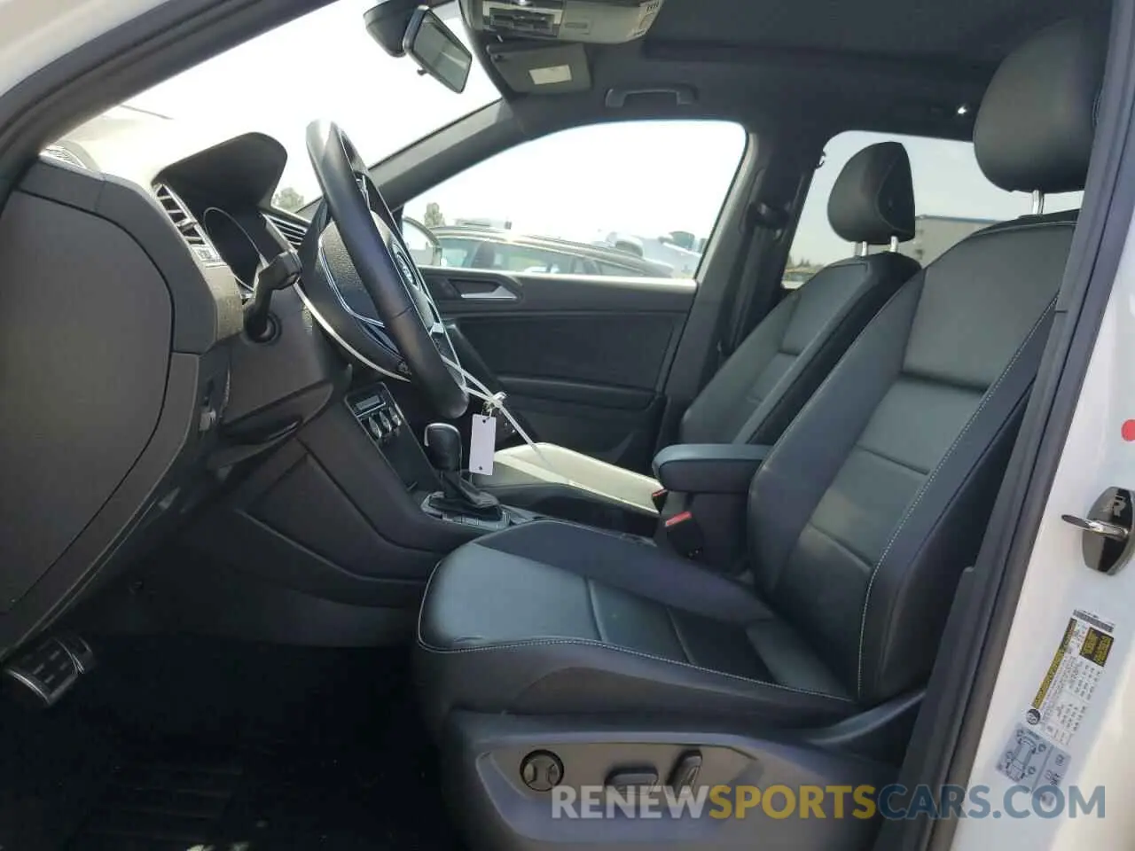 7 fotografías del automóvil dañado 3VV2B7AX8MM051211 VOLKSWAGEN TIGUAN 2021