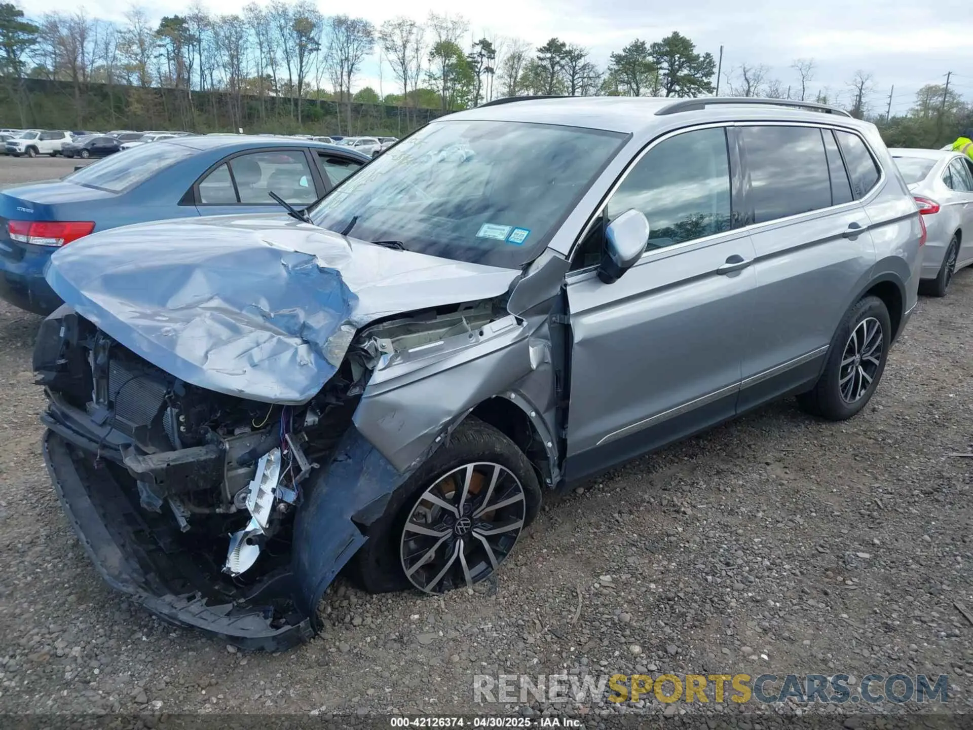 2 fotografías del automóvil dañado 3VV2B7AX9MM135540 VOLKSWAGEN TIGUAN 2021