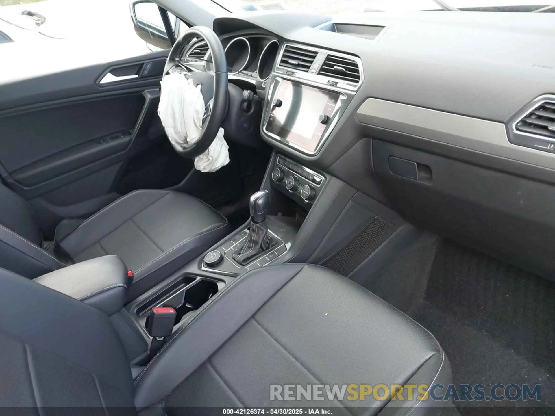 5 fotografías del automóvil dañado 3VV2B7AX9MM135540 VOLKSWAGEN TIGUAN 2021