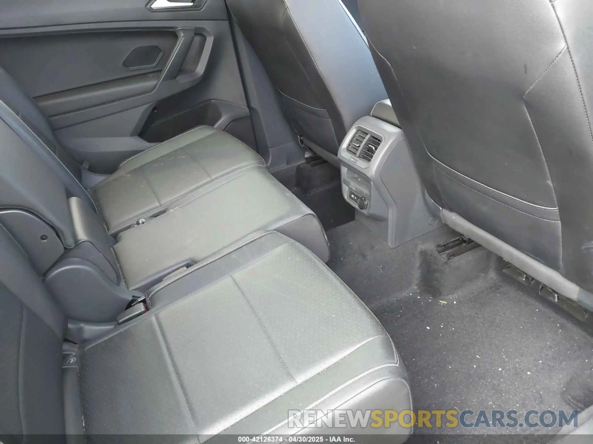 8 fotografías del automóvil dañado 3VV2B7AX9MM135540 VOLKSWAGEN TIGUAN 2021