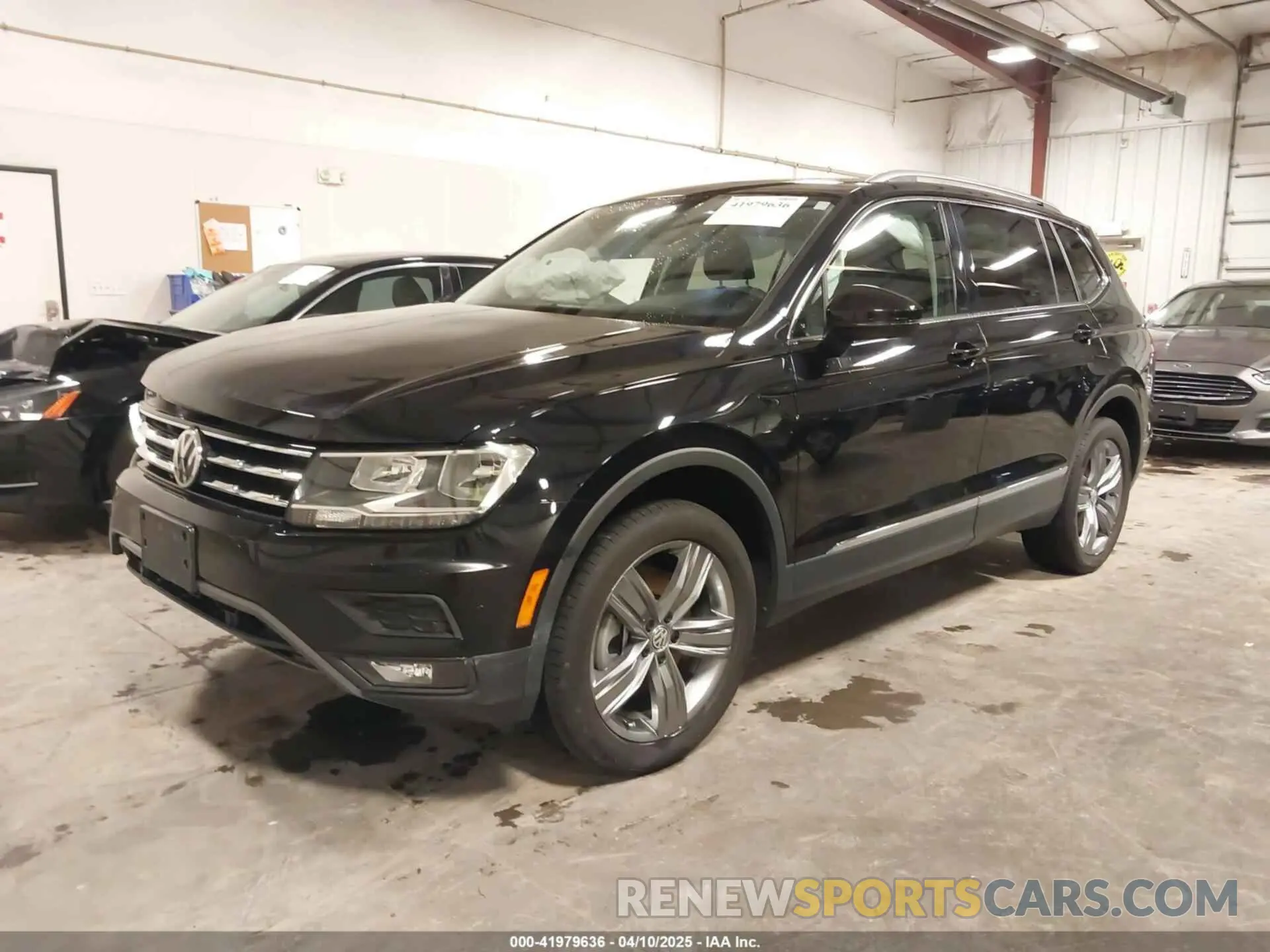 2 fotografías del automóvil dañado 3VV2B7AXXMM034880 VOLKSWAGEN TIGUAN 2021