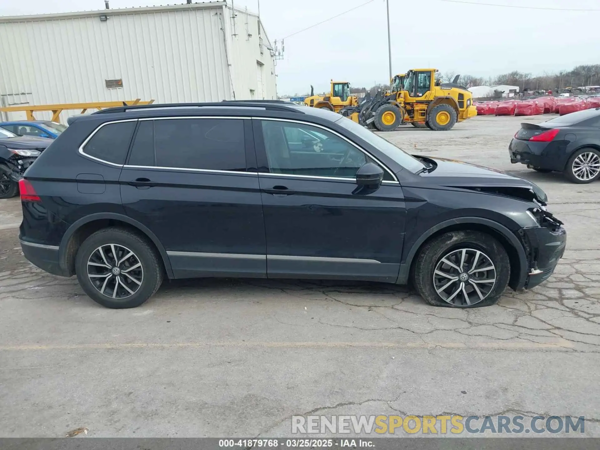 13 fotografías del automóvil dañado 3VV2B7AXXMM057849 VOLKSWAGEN TIGUAN 2021