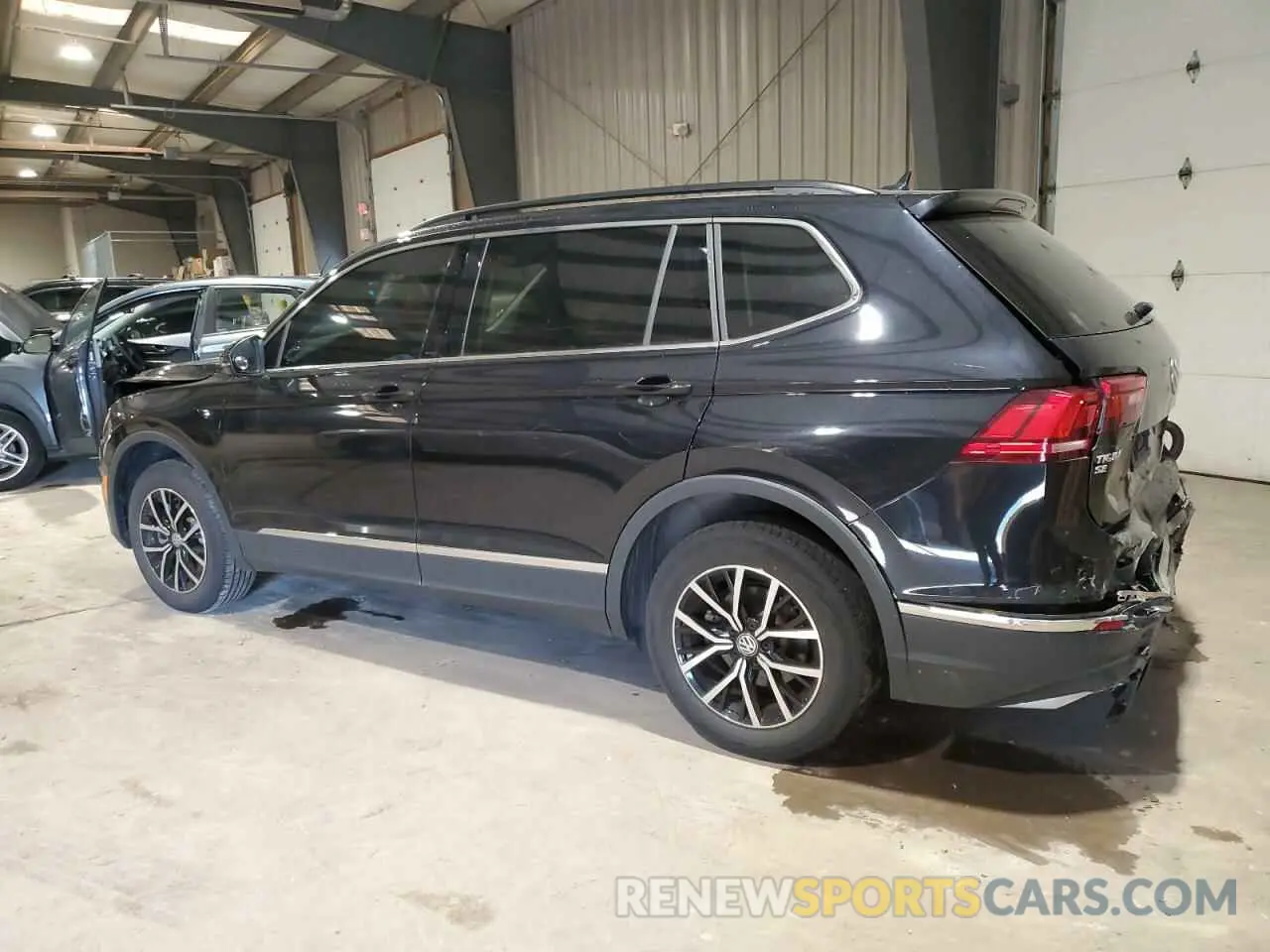 2 fotografías del automóvil dañado 3VV2B7AXXMM071024 VOLKSWAGEN TIGUAN 2021