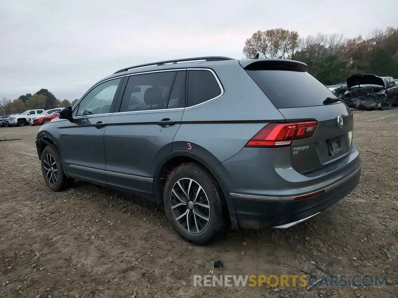 2 fotografías del automóvil dañado 3VV2B7AXXMM091676 VOLKSWAGEN TIGUAN 2021