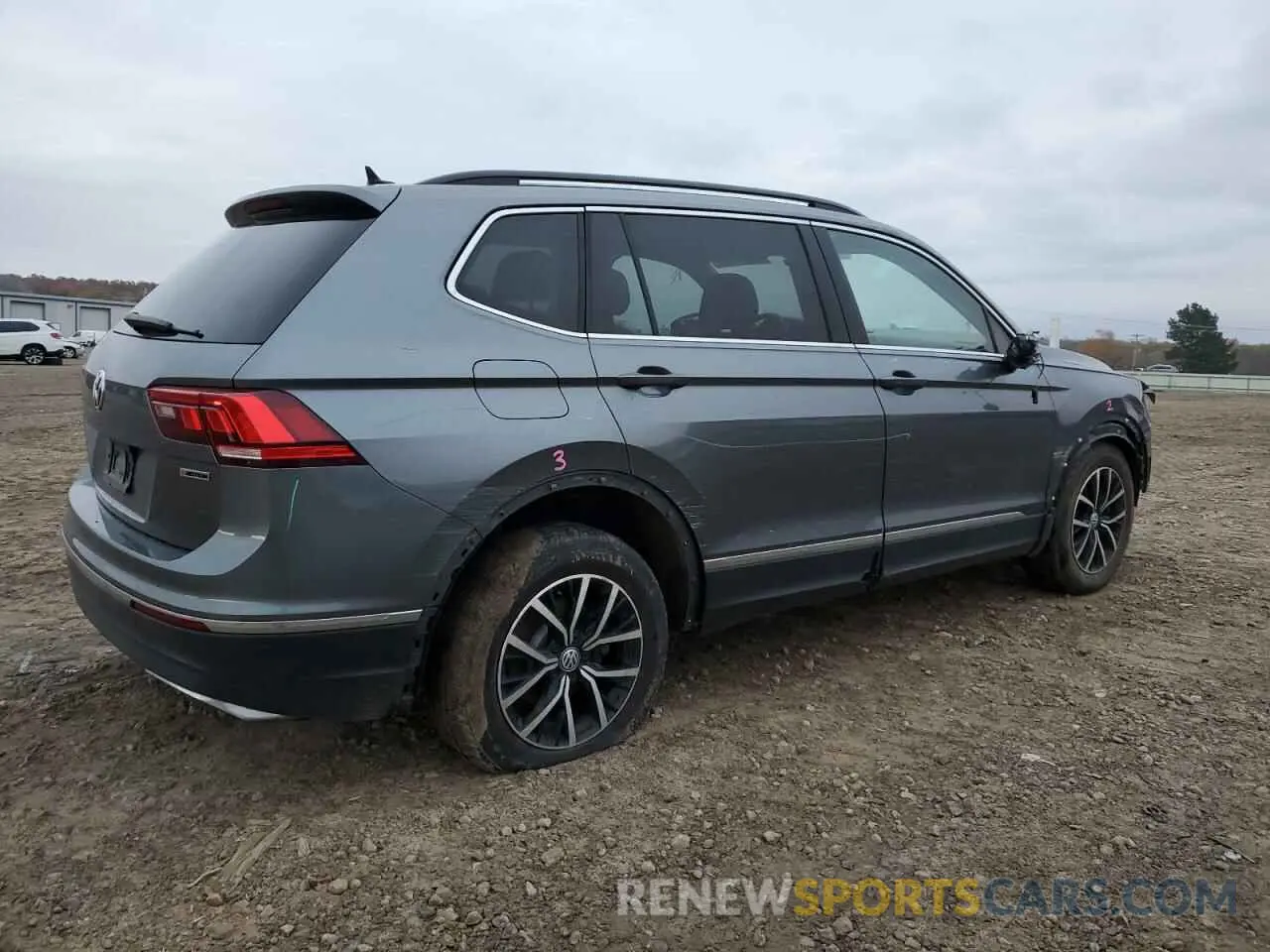 3 fotografías del automóvil dañado 3VV2B7AXXMM091676 VOLKSWAGEN TIGUAN 2021