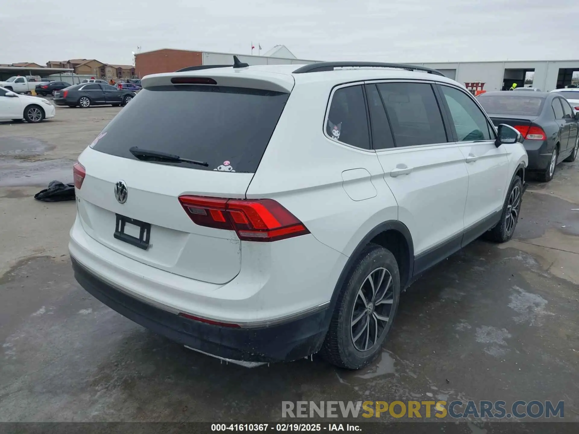 4 fotografías del automóvil dañado 3VV3B7AX0MM008938 VOLKSWAGEN TIGUAN 2021