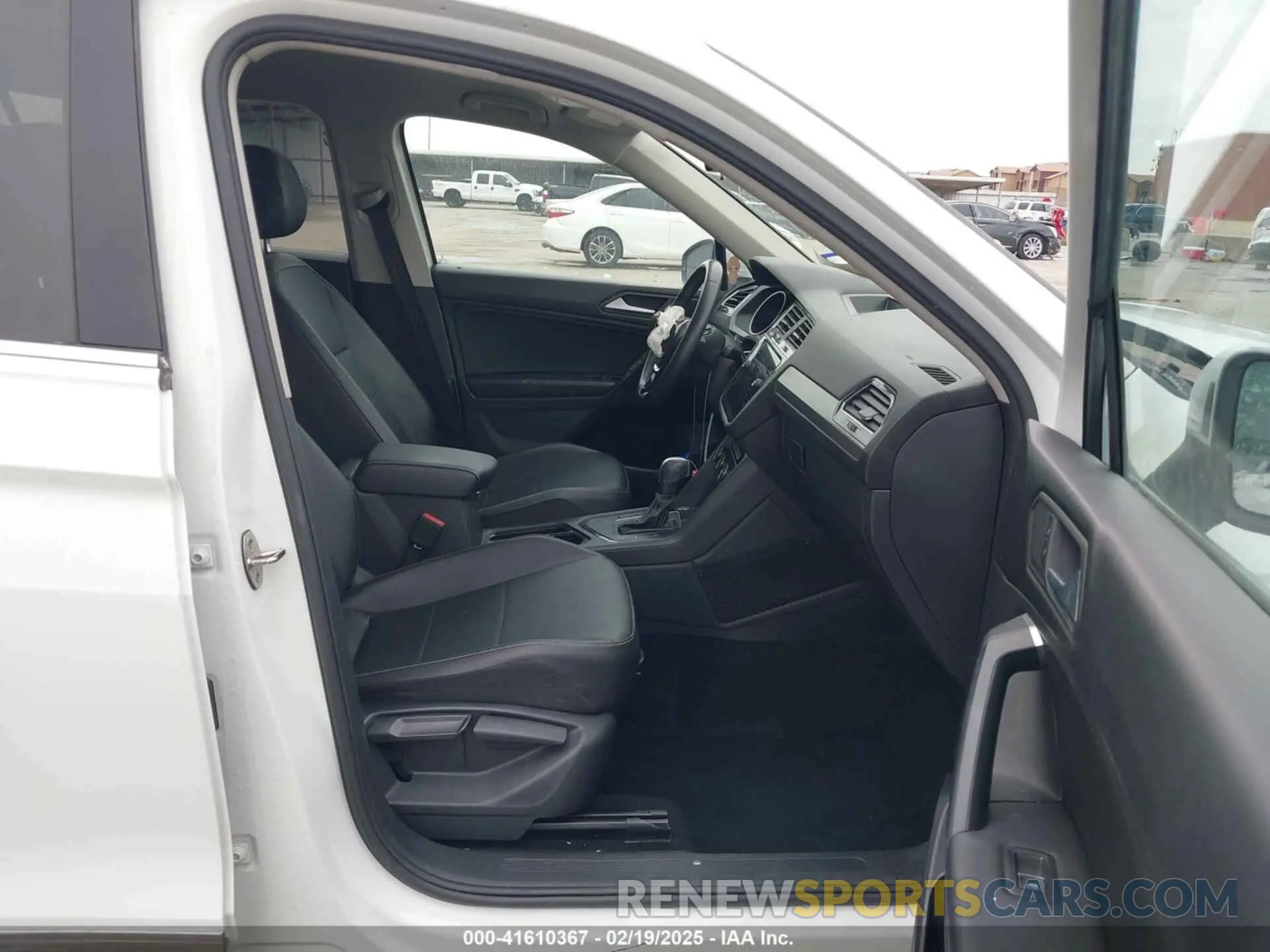 5 fotografías del automóvil dañado 3VV3B7AX0MM008938 VOLKSWAGEN TIGUAN 2021