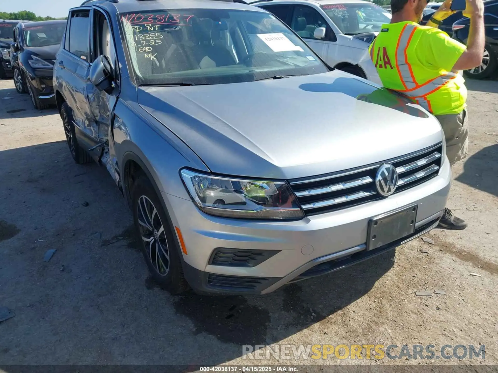 1 fotografías del automóvil dañado 3VV3B7AX0MM026064 VOLKSWAGEN TIGUAN 2021
