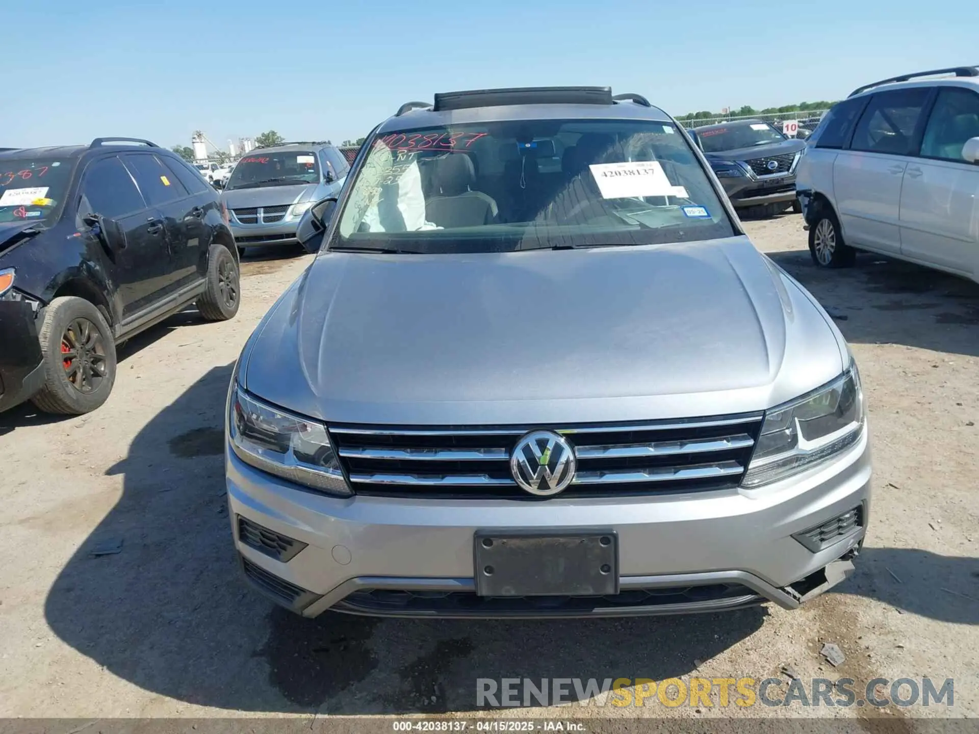 12 fotografías del automóvil dañado 3VV3B7AX0MM026064 VOLKSWAGEN TIGUAN 2021